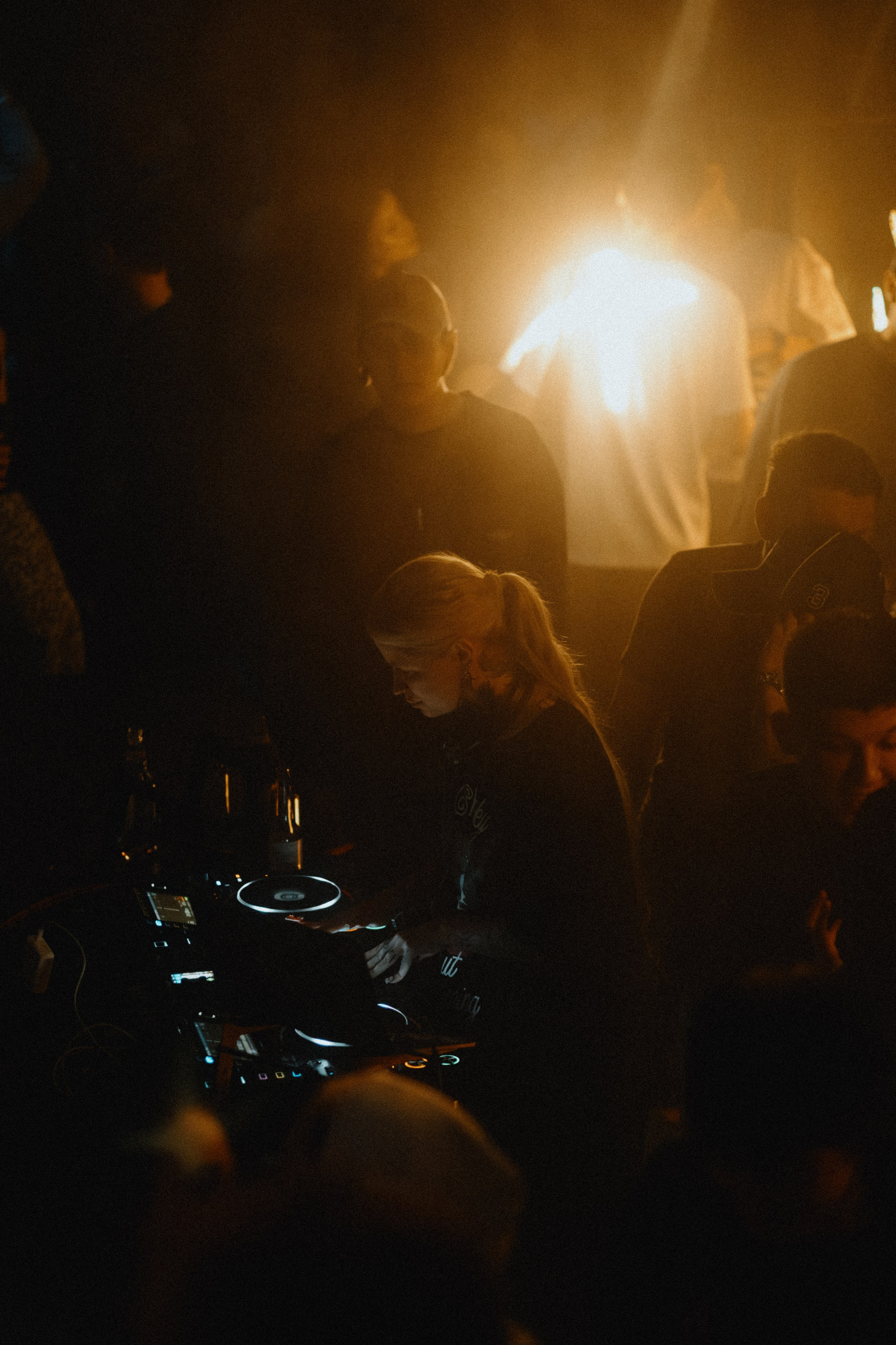 КЛУБЫ | ВЕЧЕРИНКИ. Фотограф Владивосток Ян Паклин