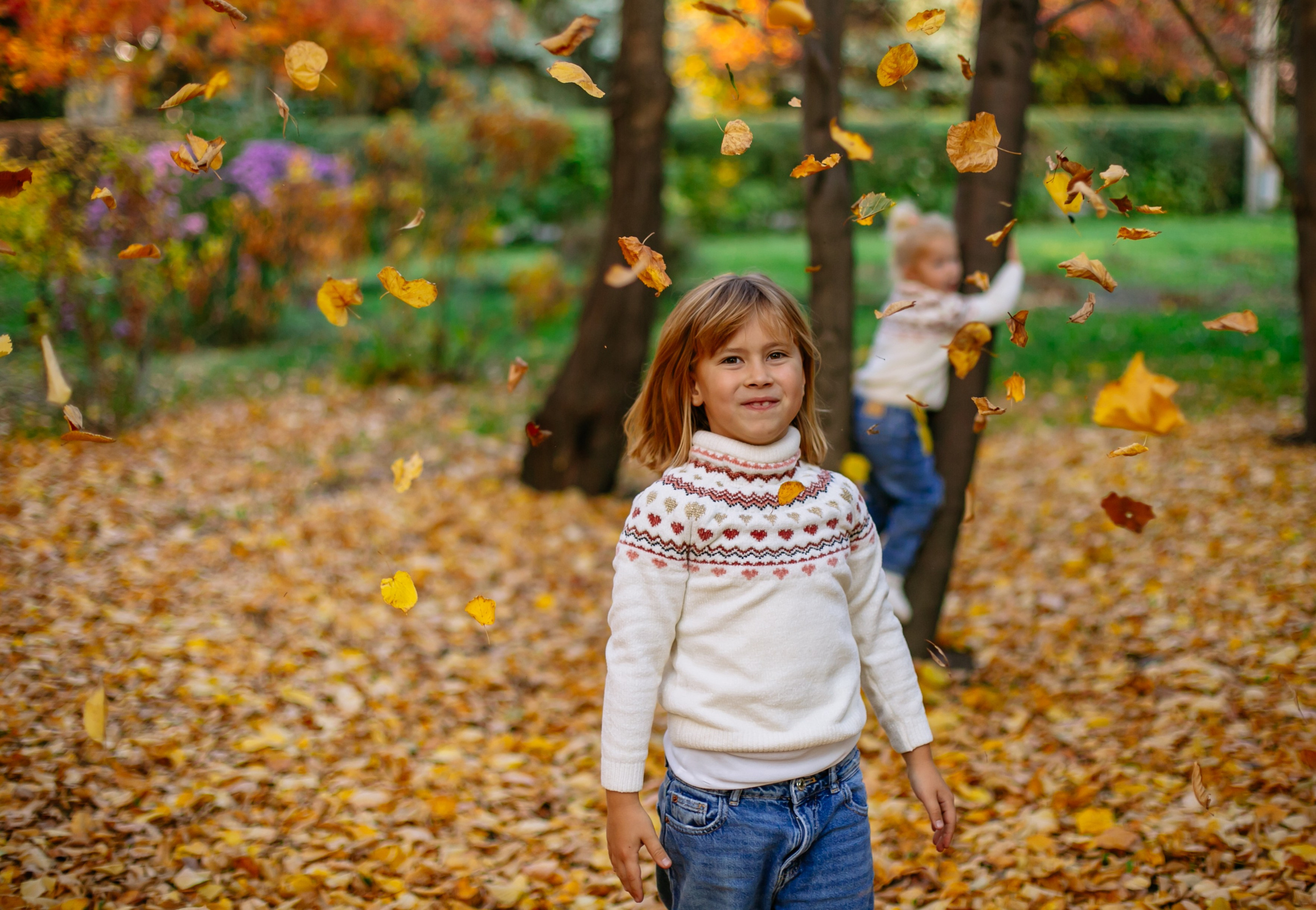 Юля, Анюта, Есения