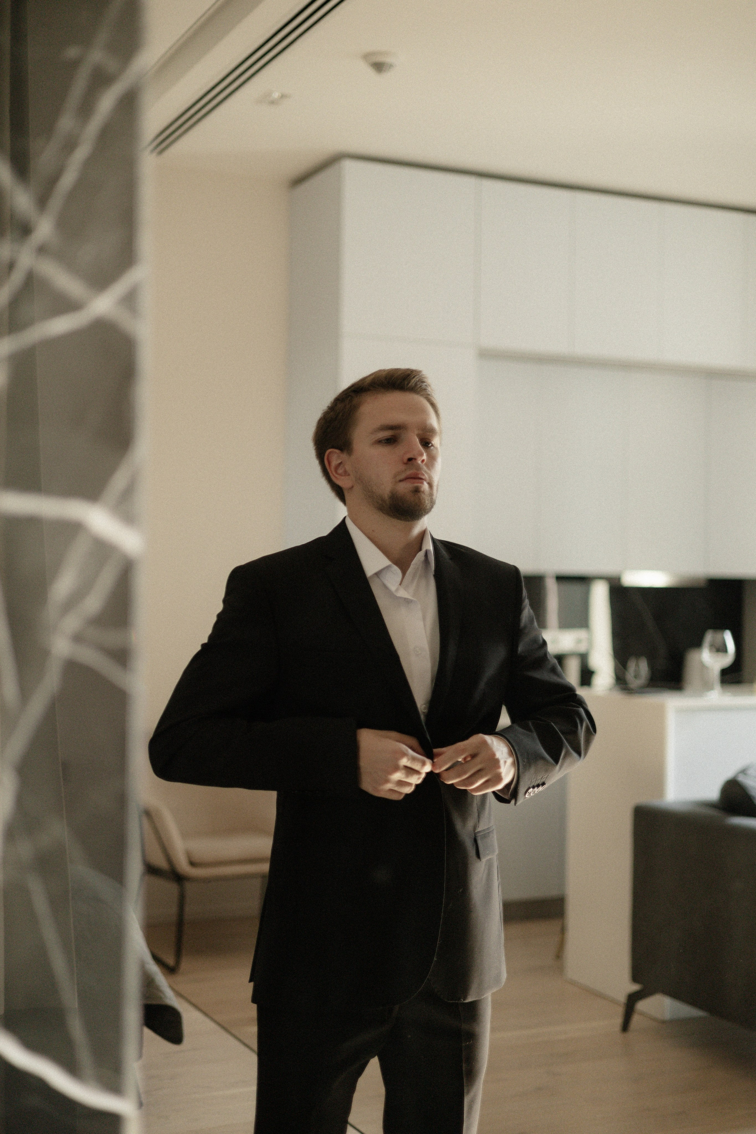 Арина и Дима. Сборы, роспись и прогулка. Свадебный и портретный фотограф в Москве Анастасия Масюк