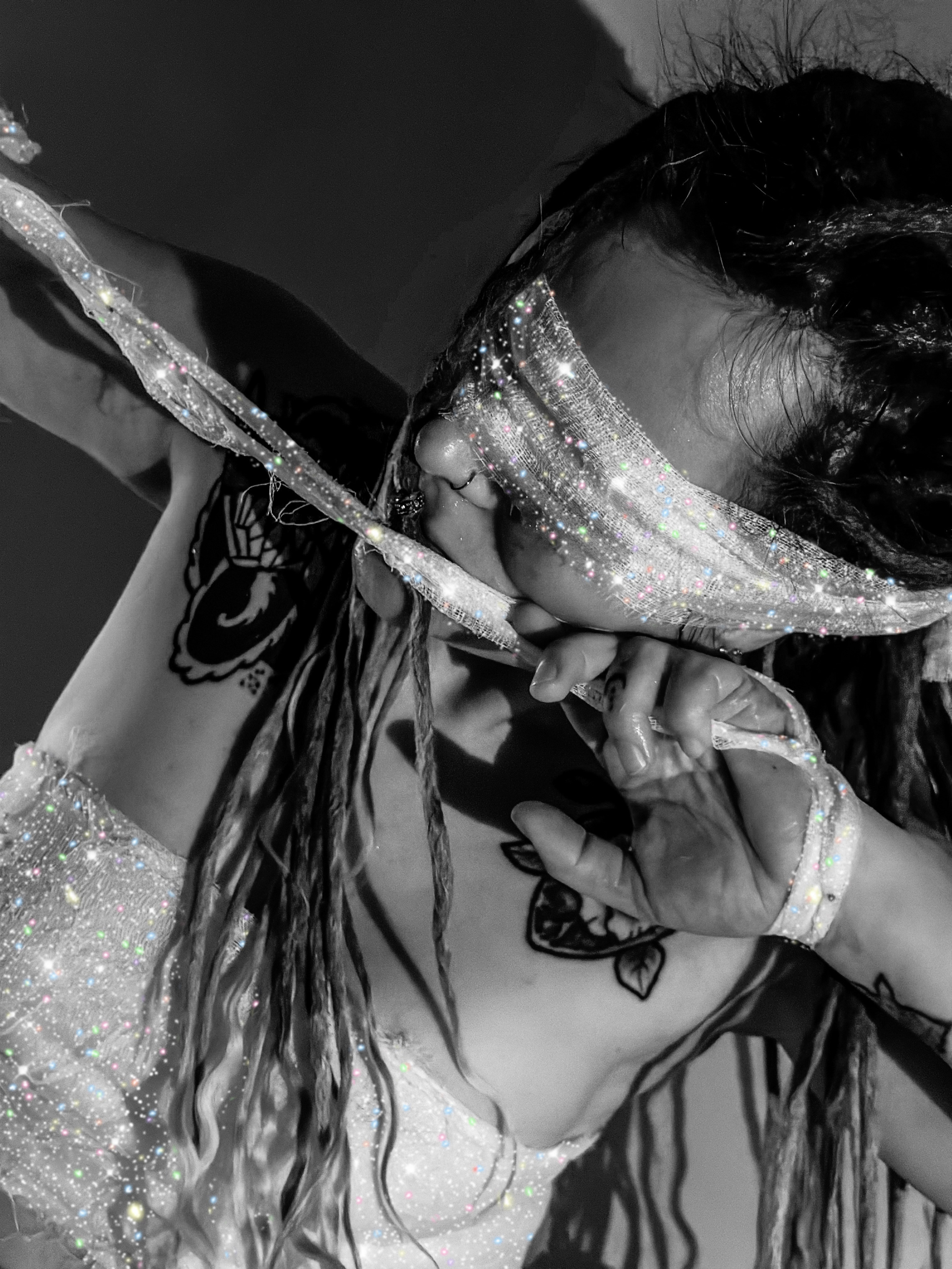 Фотосессия девушки в бинтах. Anna Sazhenkova photographer and visual artist from Russia