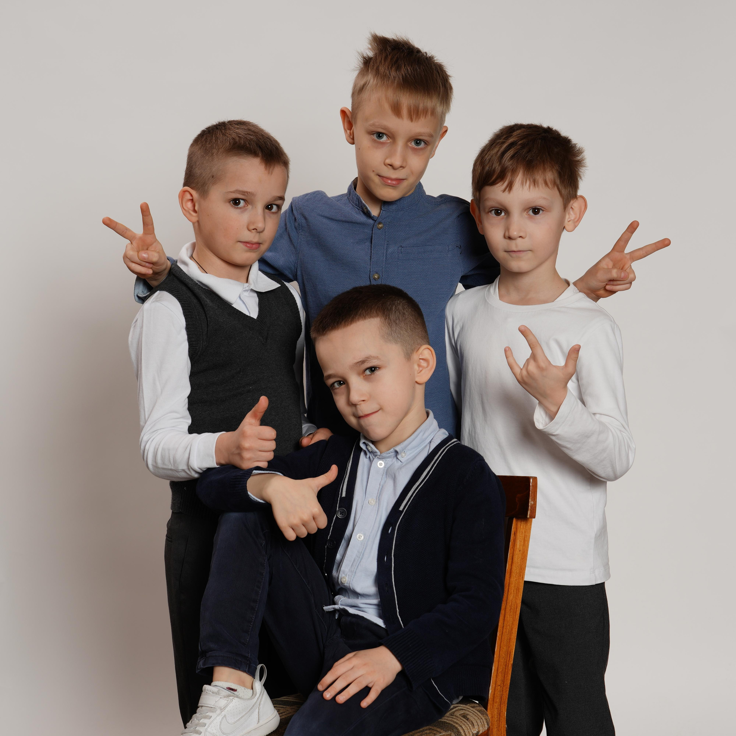 Спустя 3 года. Школьная фотография в Санкт-Петербурге, выпускные альбомы, фотосессии