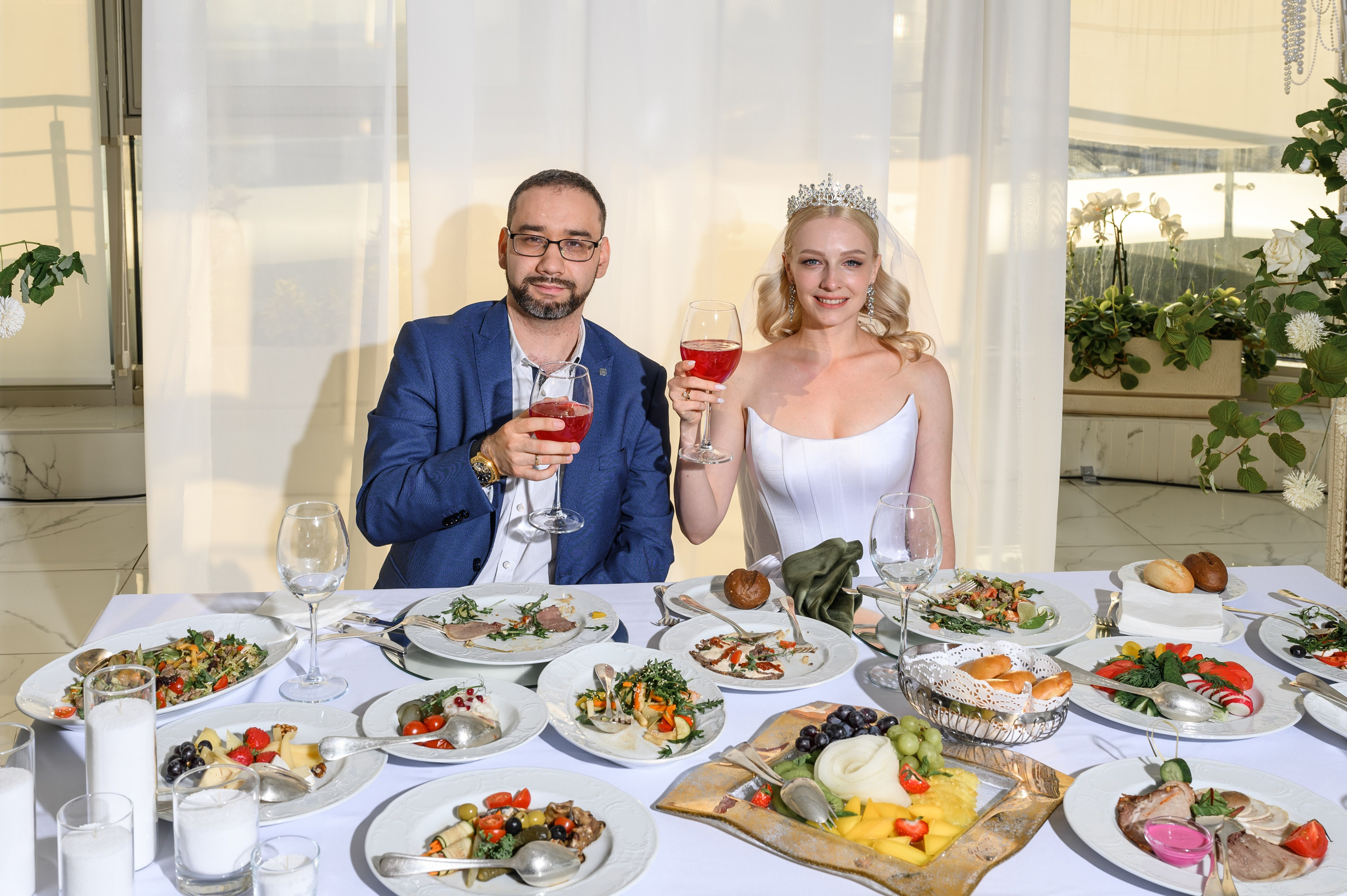 Свадебный банкет Golden Ring Hotel ресторан Зимний сад. Свадебный фотограф Москва Юрий Кульман