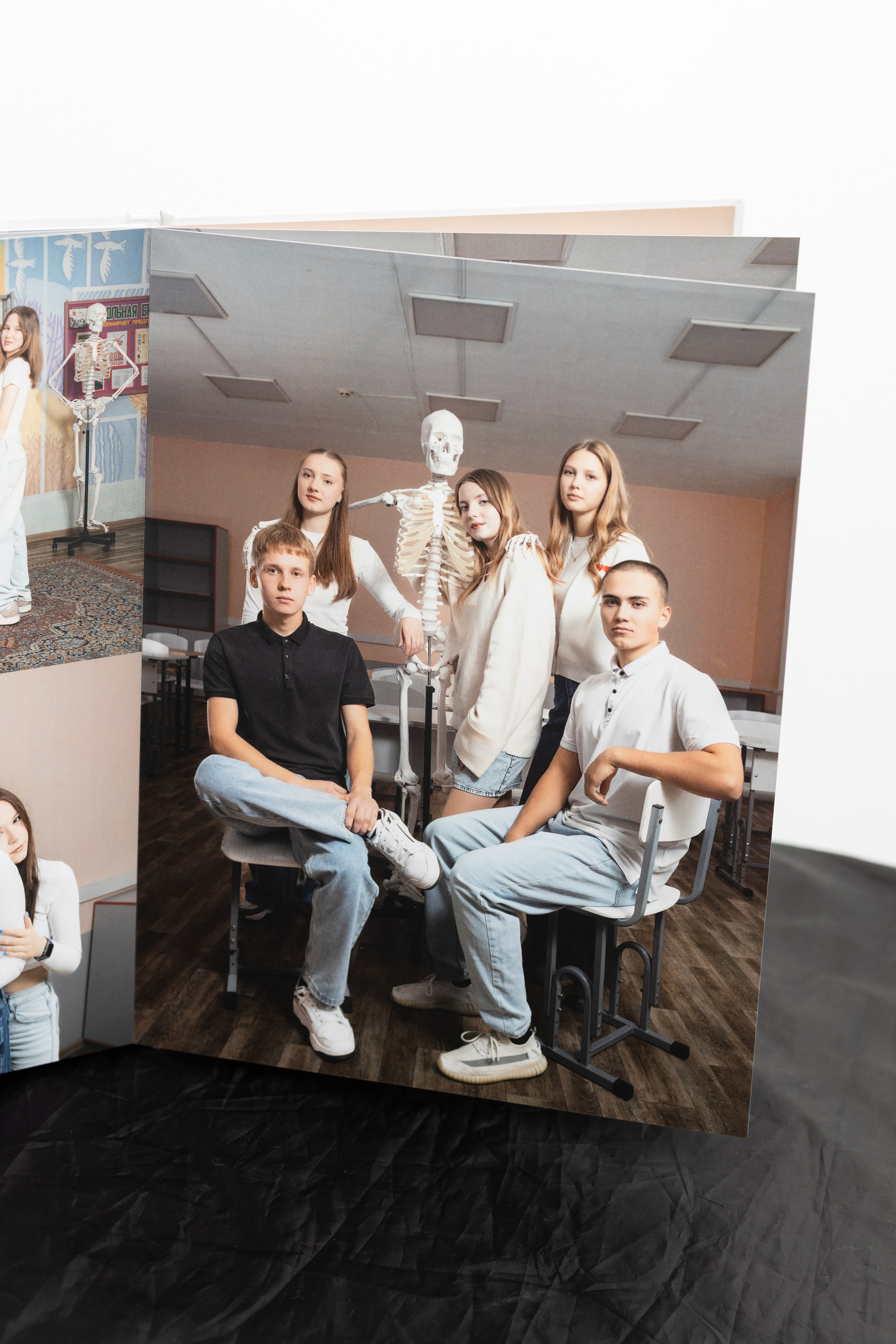 Выпускные альбомы для старших классов. Фотограф в Пермском крае Матвей Раттер