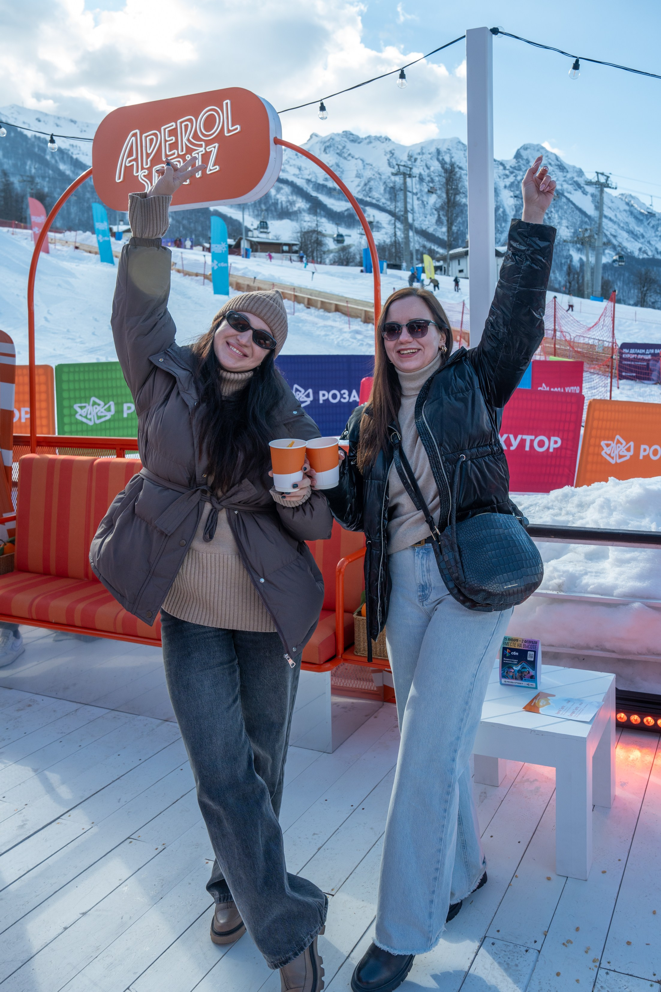 Фотоотчет партнерской интеграции Aperol Spritz на Роза Фест 2025. Репортажный фотограф в Красной Поляне и Сочи Павлюченко Екатерина