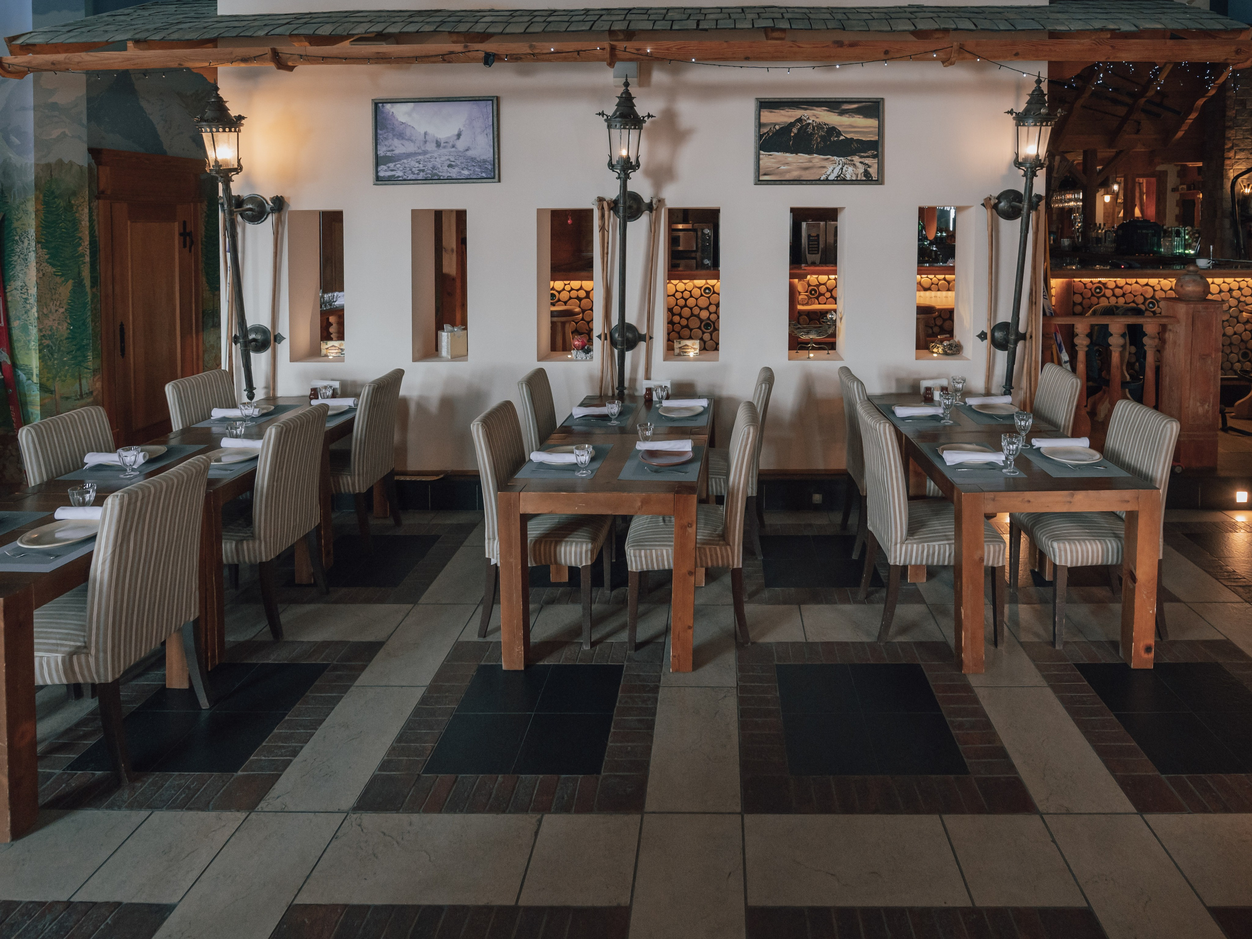 Ресторан «Шале» на курорте Газпром Поляна. Репортажный фотограф в Красной Поляне и Сочи Павлюченко Екатерина