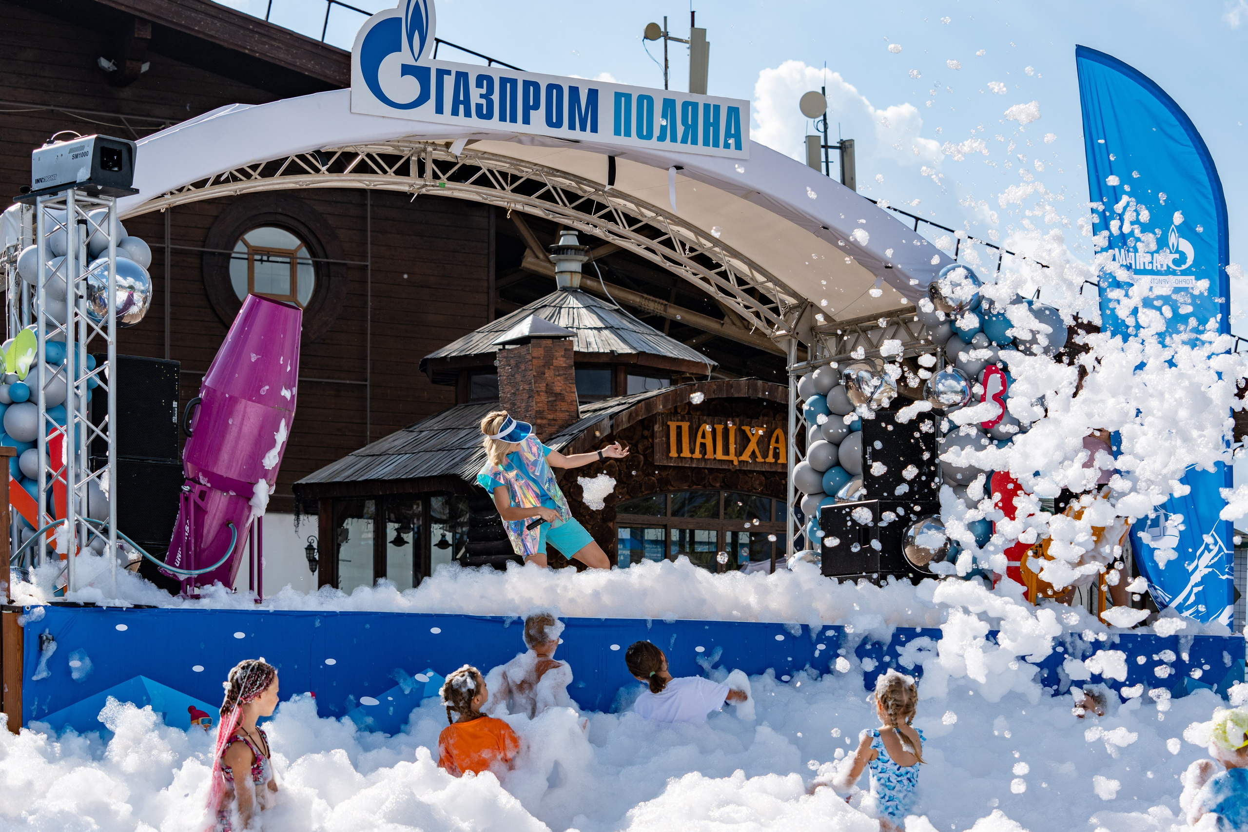 Мероприятие «Зима на за горами» на курорте Газпром Лаура. Репортажный фотограф в Красной Поляне и Сочи Павлюченко Екатерина