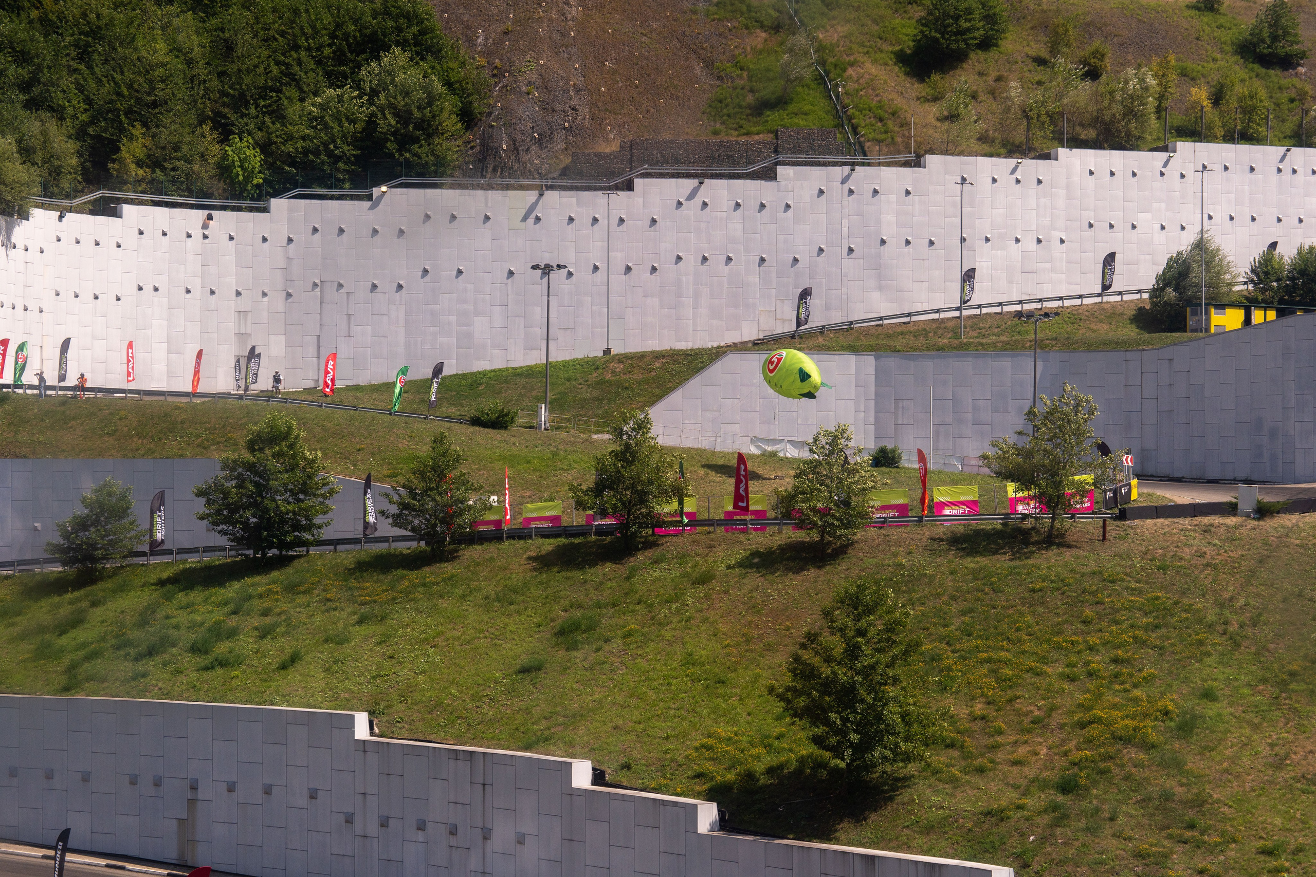 Фотоотчет партнеской интеграции для сети «Пятерочка» на фестивале «Grounded». Репортажный фотограф в Красной Поляне и Сочи Павлюченко Екатерина