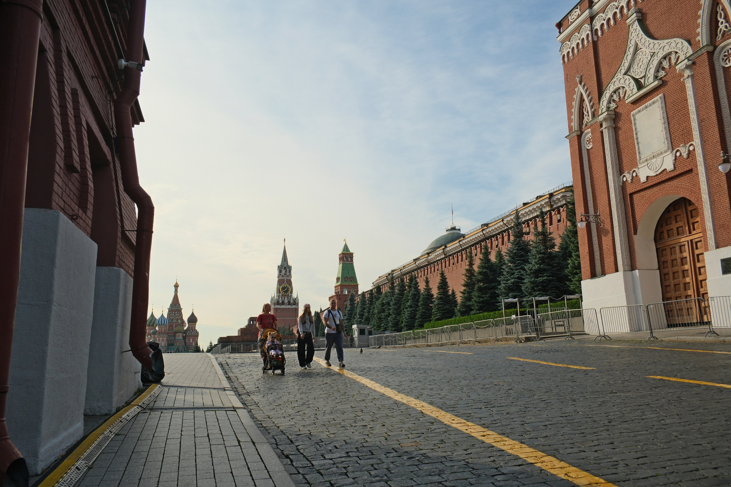Улица, люди, жизнь…