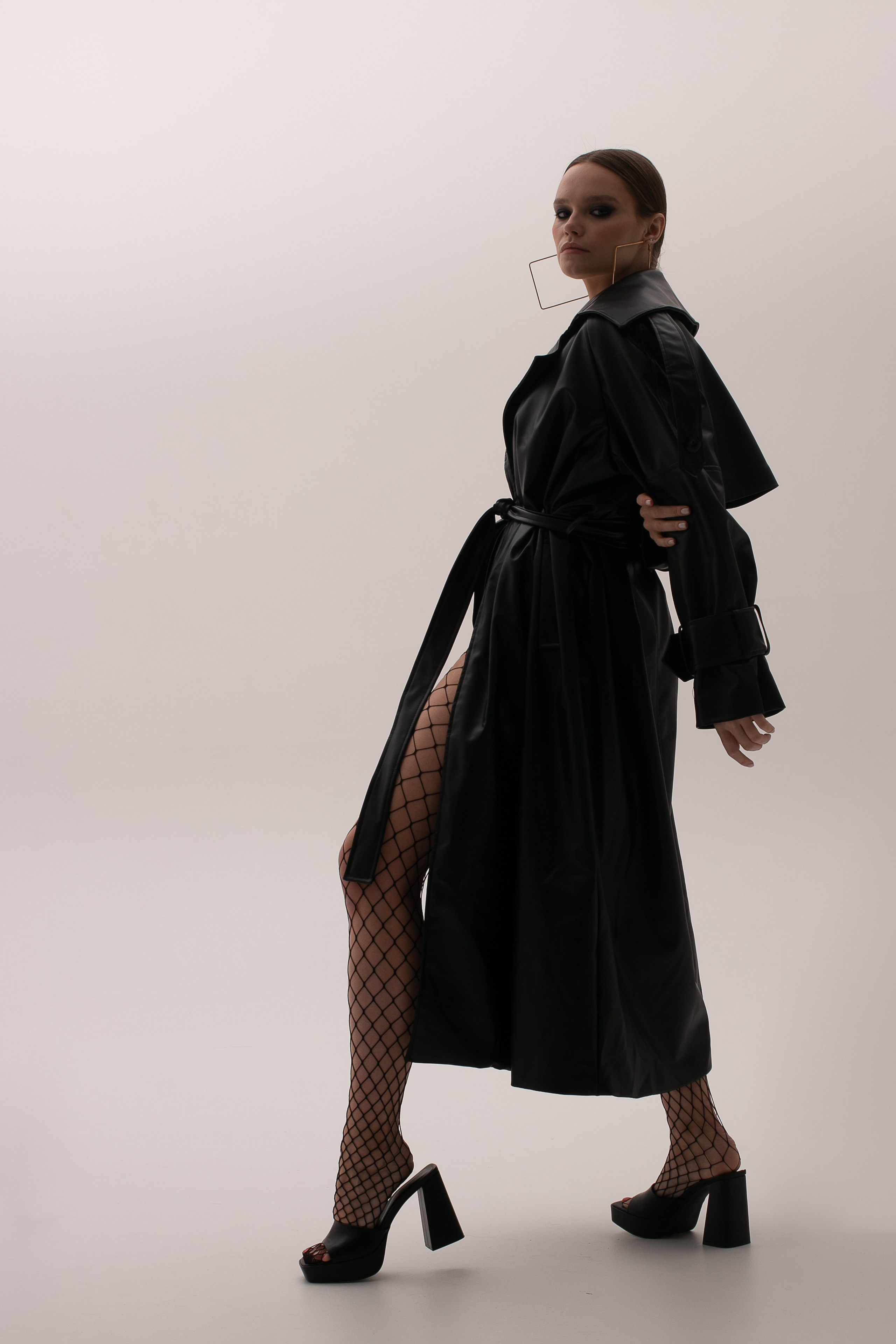 Женская фотосессия в студии