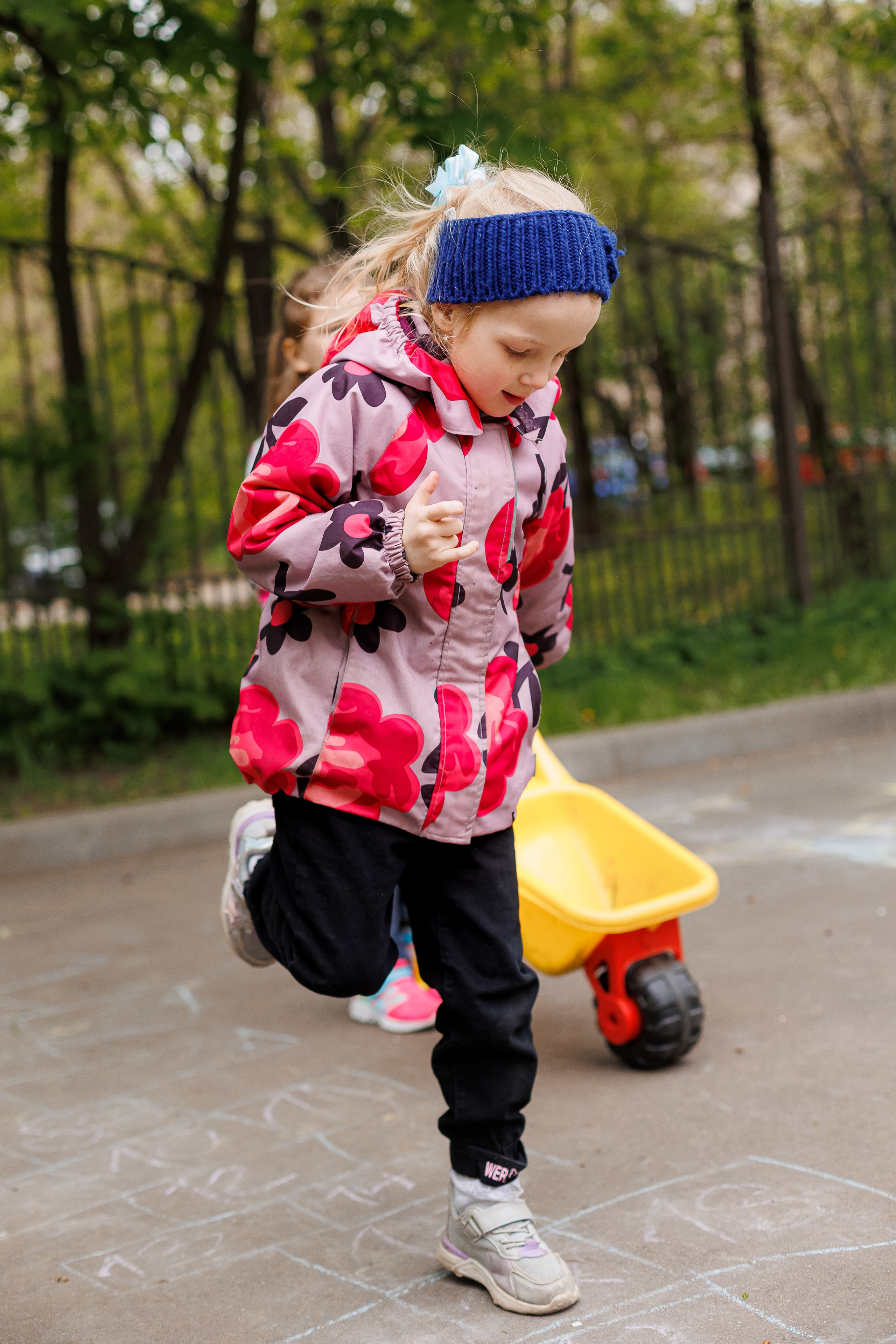 День в саду. Семейный и детский фотограф Комина Елена, Власиха, Одинцово