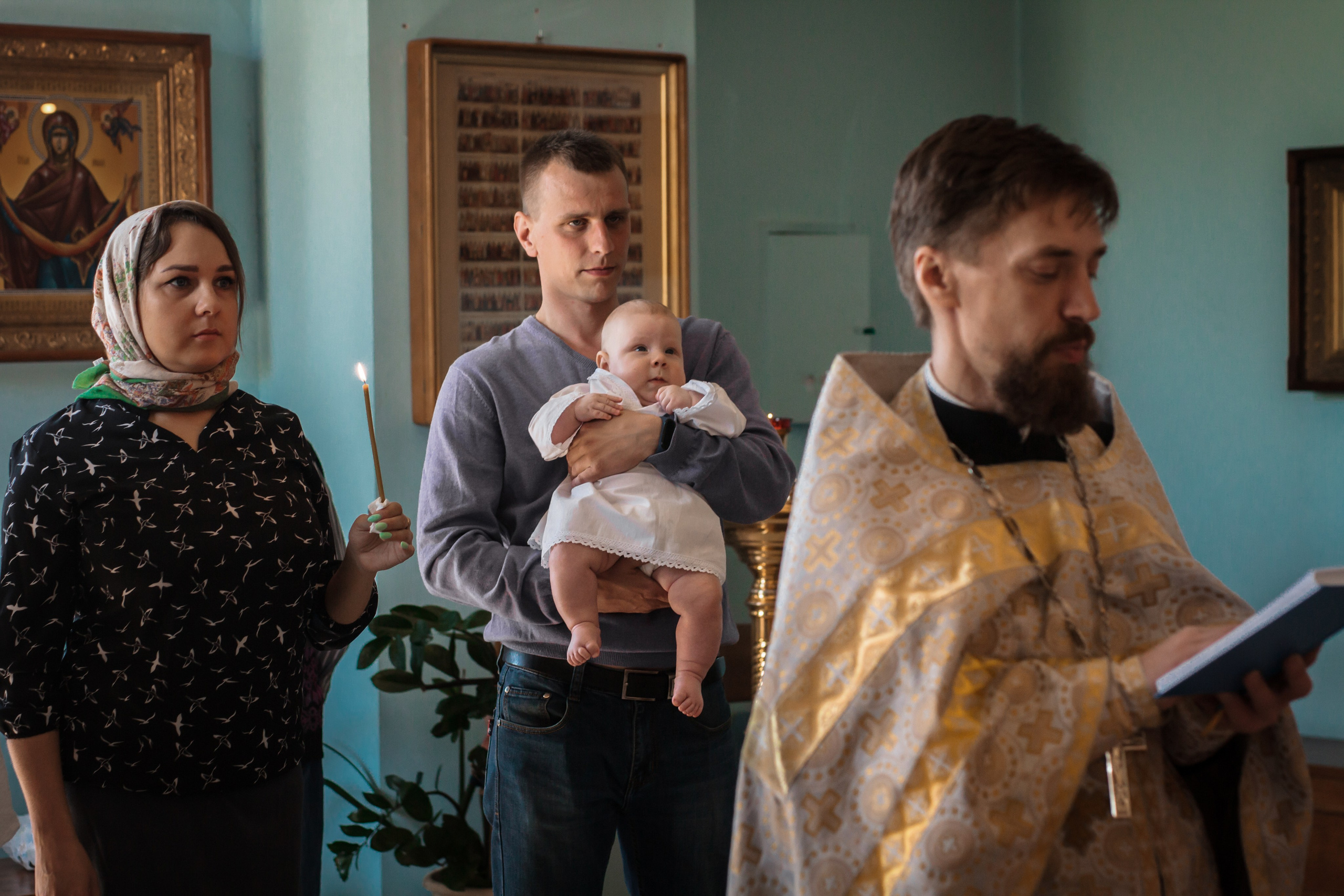 Крещение в соборе Петра и Павла в г. Сестрорецк. Контент- фотограф, рилсмейкер в Санкт- Петербурге Елена Грие