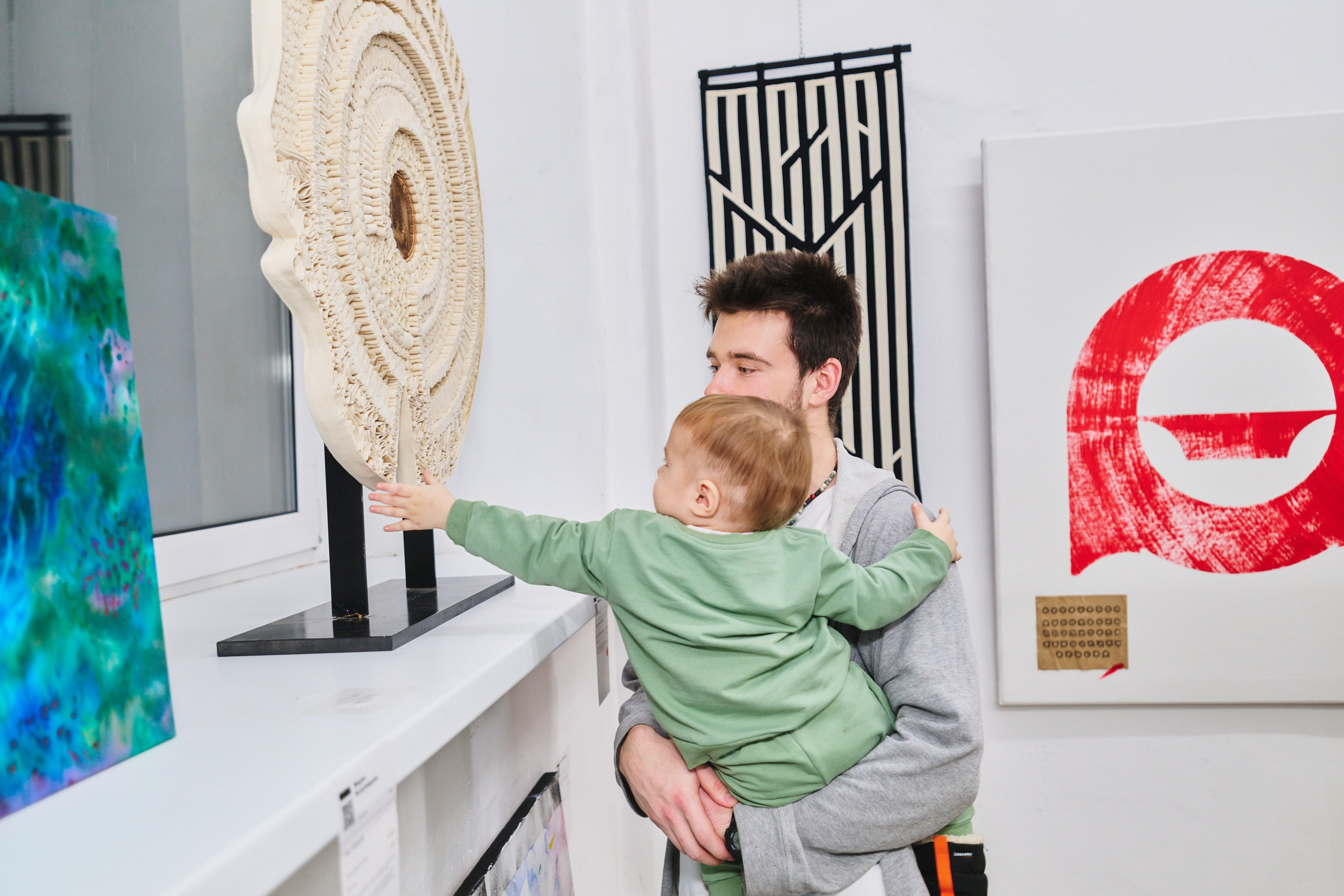 Выставка Каллиграфии — галлереия 676. Фотограф в Иваново: Каталожная съемка одежды и постельного белья, Wildberries