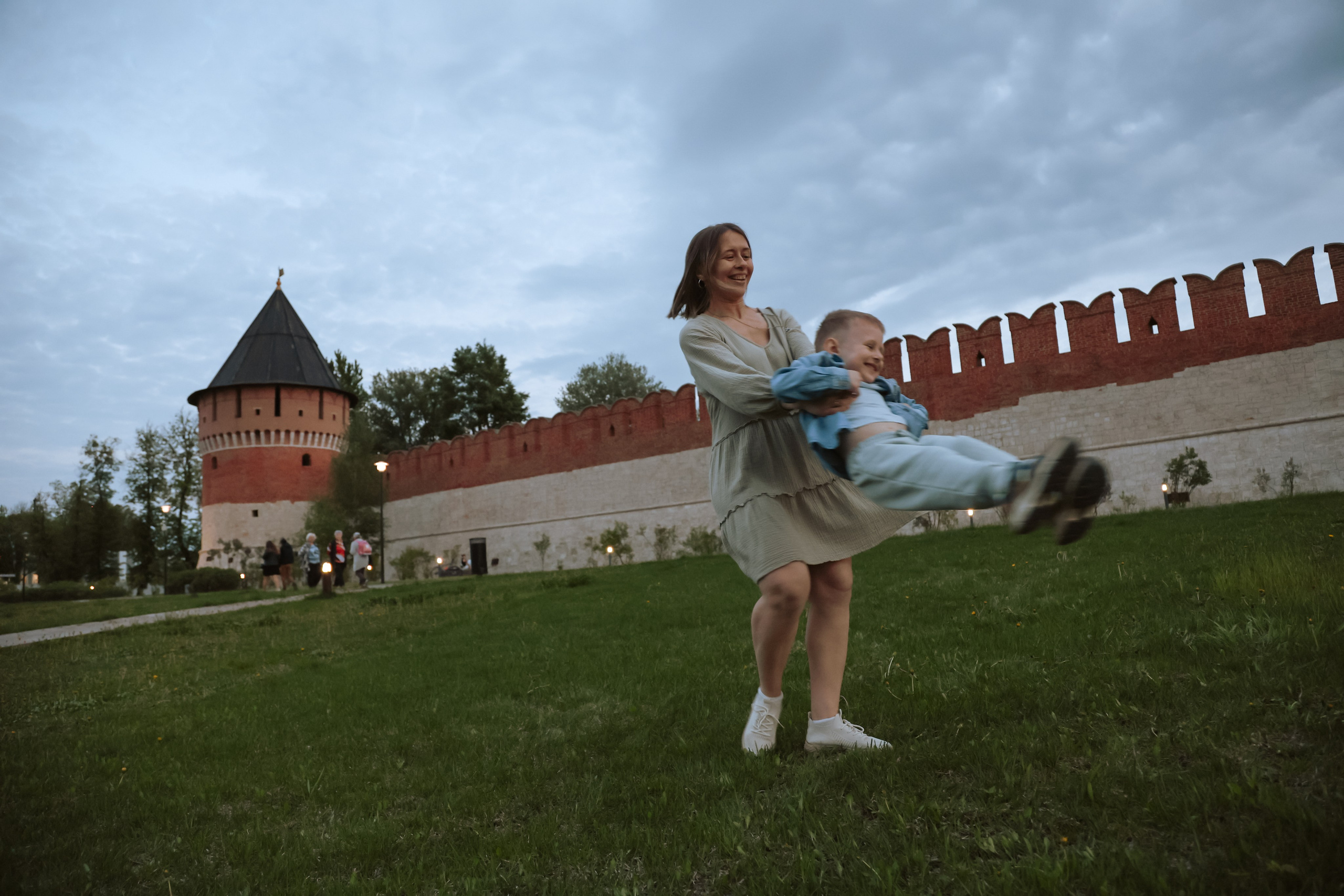 Семейная фотосессия в парке. Фотограф в Санкт-Петербурге Валерия Закатеева