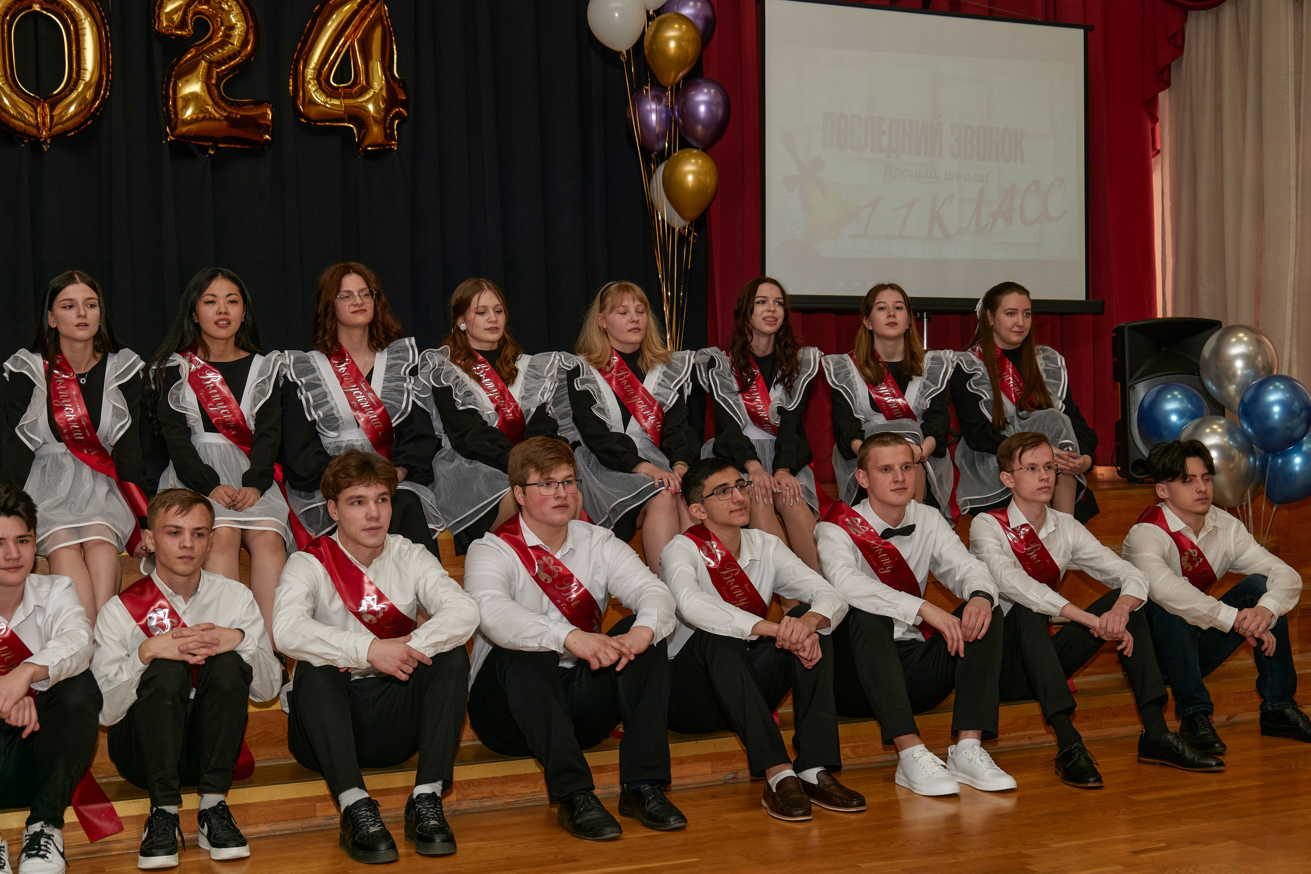 Последний звонок школа 1413. Детский и семейный фотограф г. Москва Оксана Катаджи