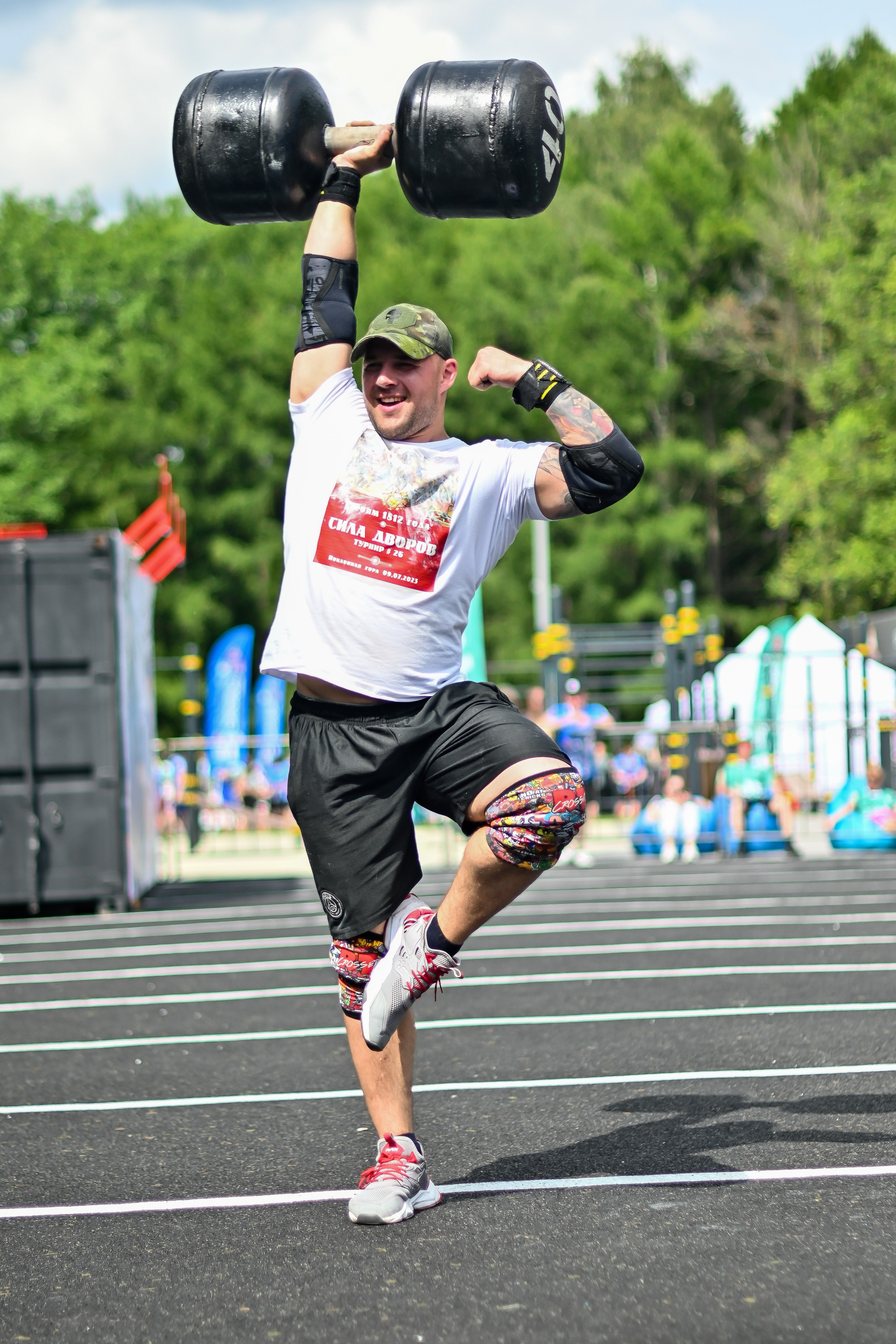 СТРОНГ. Фотограф для бизнесконтента, репортажей и семейного альбома в Москве