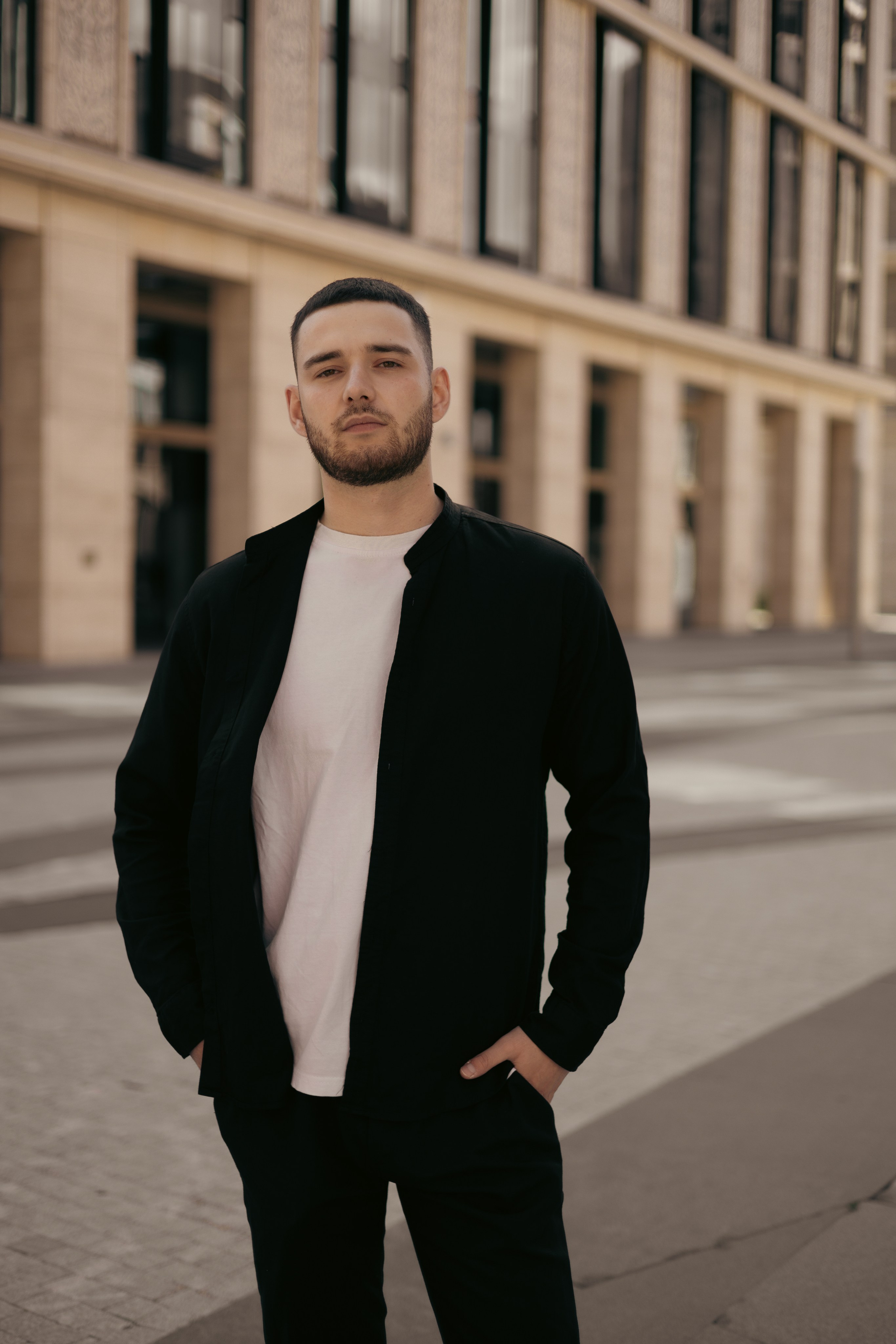 Игорь и Валерия. Фотограф Julia Milton | Портреты, съемки для маркетплейсов, лавстори, съёмка беременности в Санкт-Петербурге. Обучение фотографии в Спб очно