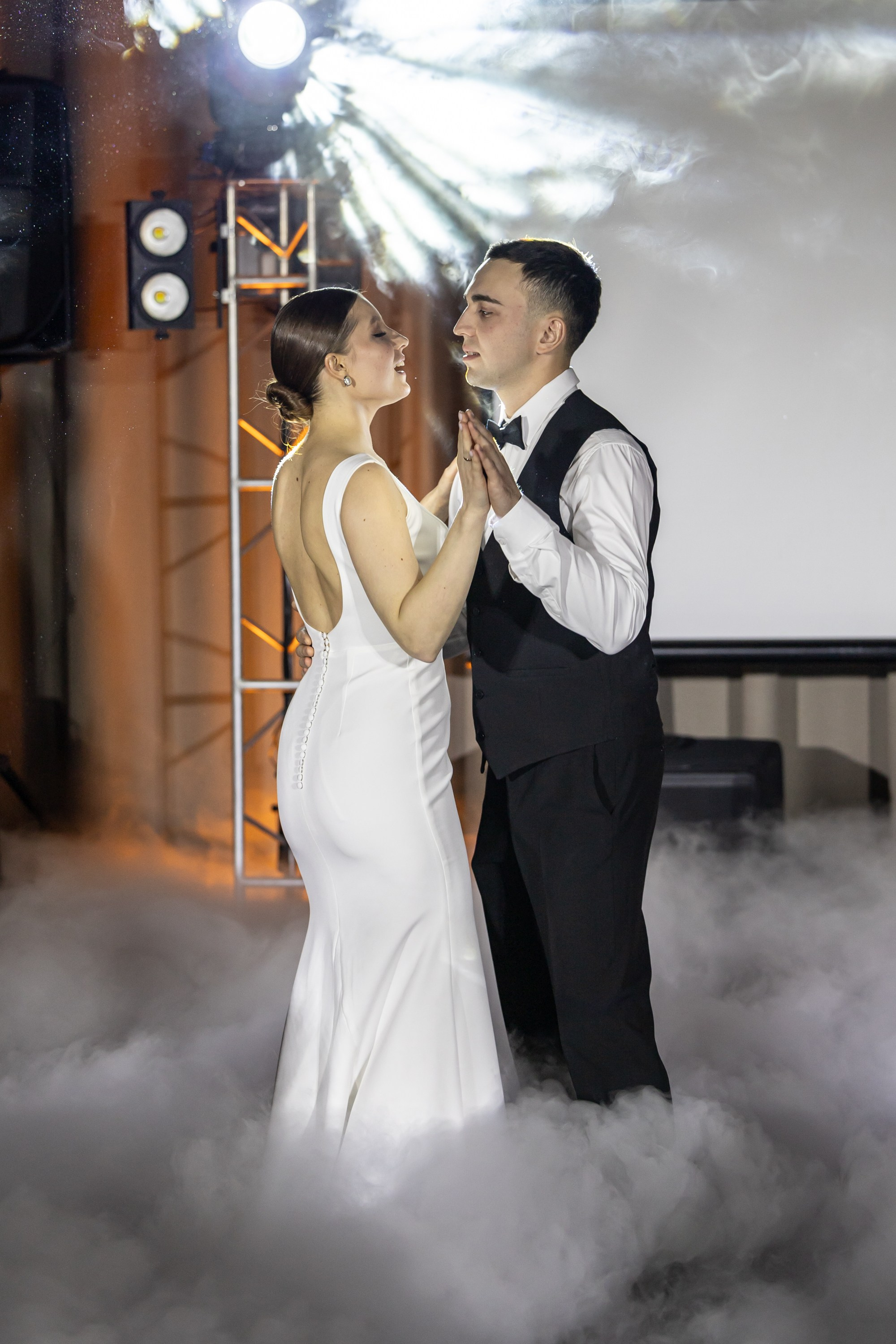 Kirill & Arina. Фотограф свадебный, репортажный, индивидуальный, фото для маркетплейсов, брендов, автосалонов