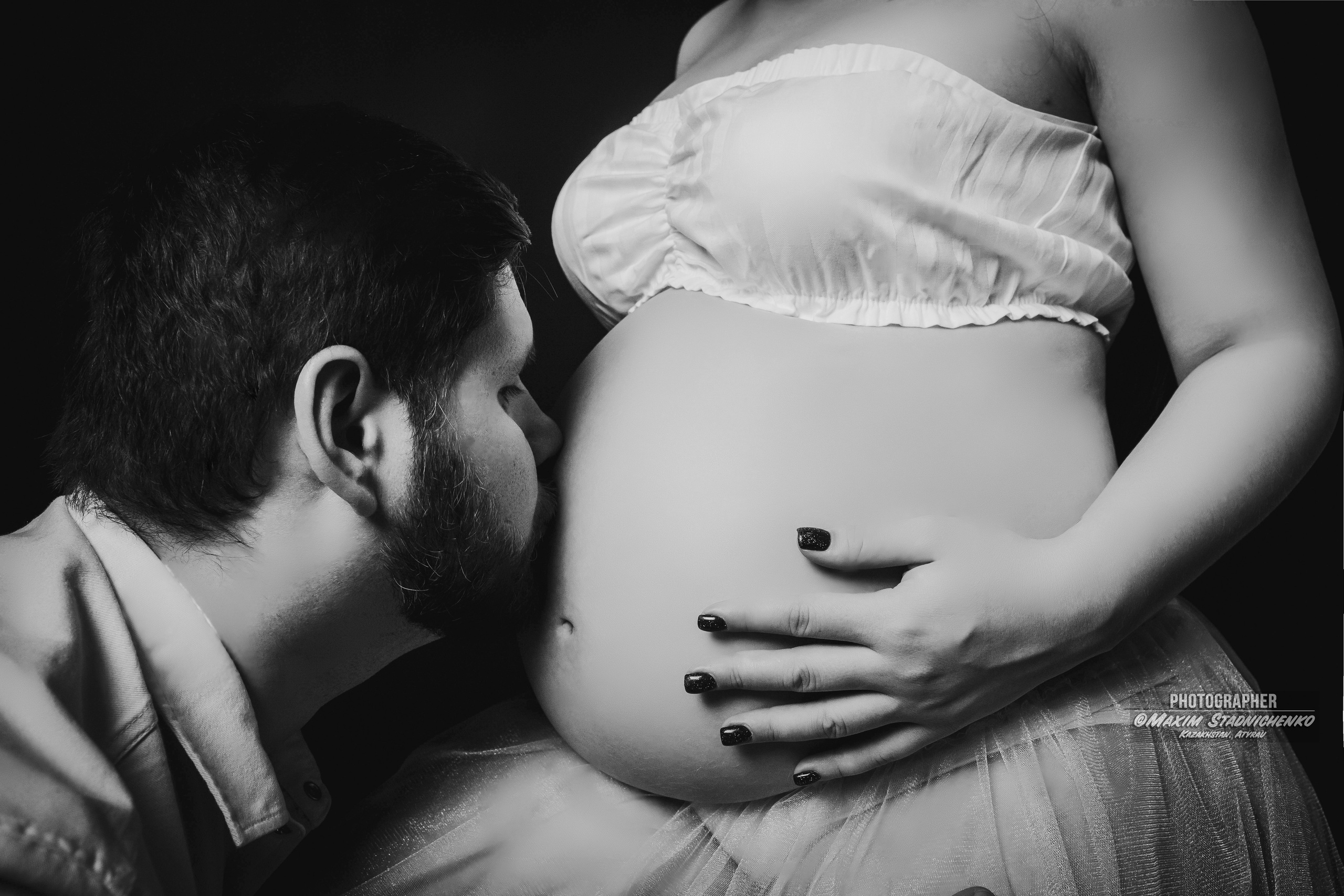 Фотосессия беременности. Фотограф в Атырау Максим Стадниченко