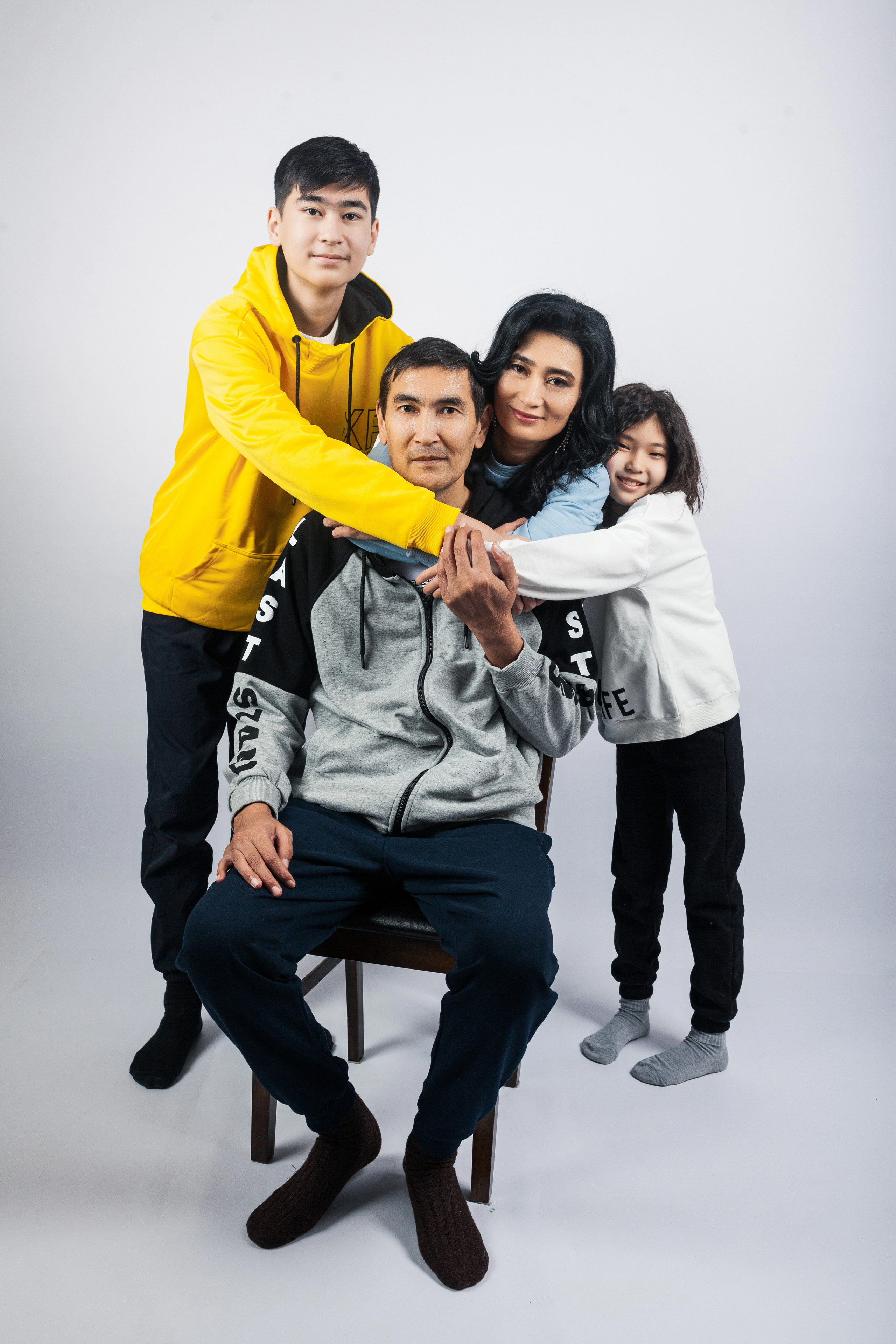 Семейная фотосессия. Фотограф в Атырау Максим Стадниченко