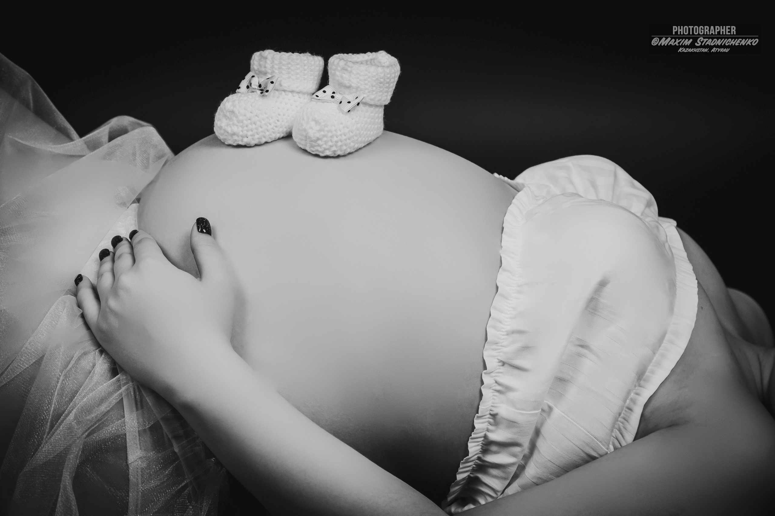 Фотосессия беременности. Фотограф в Атырау Максим Стадниченко