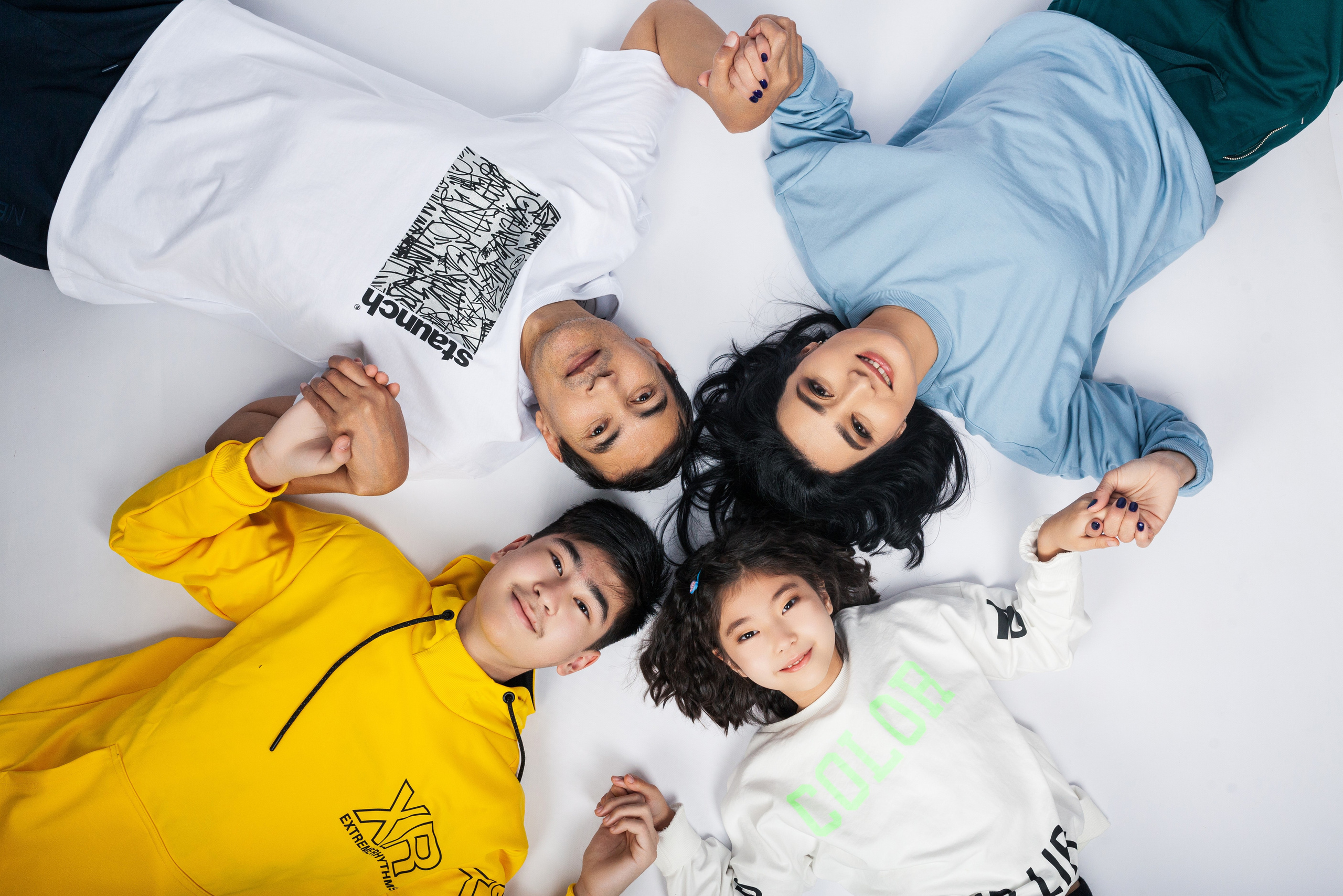 Семейная фотосессия. Фотограф в Атырау Максим Стадниченко