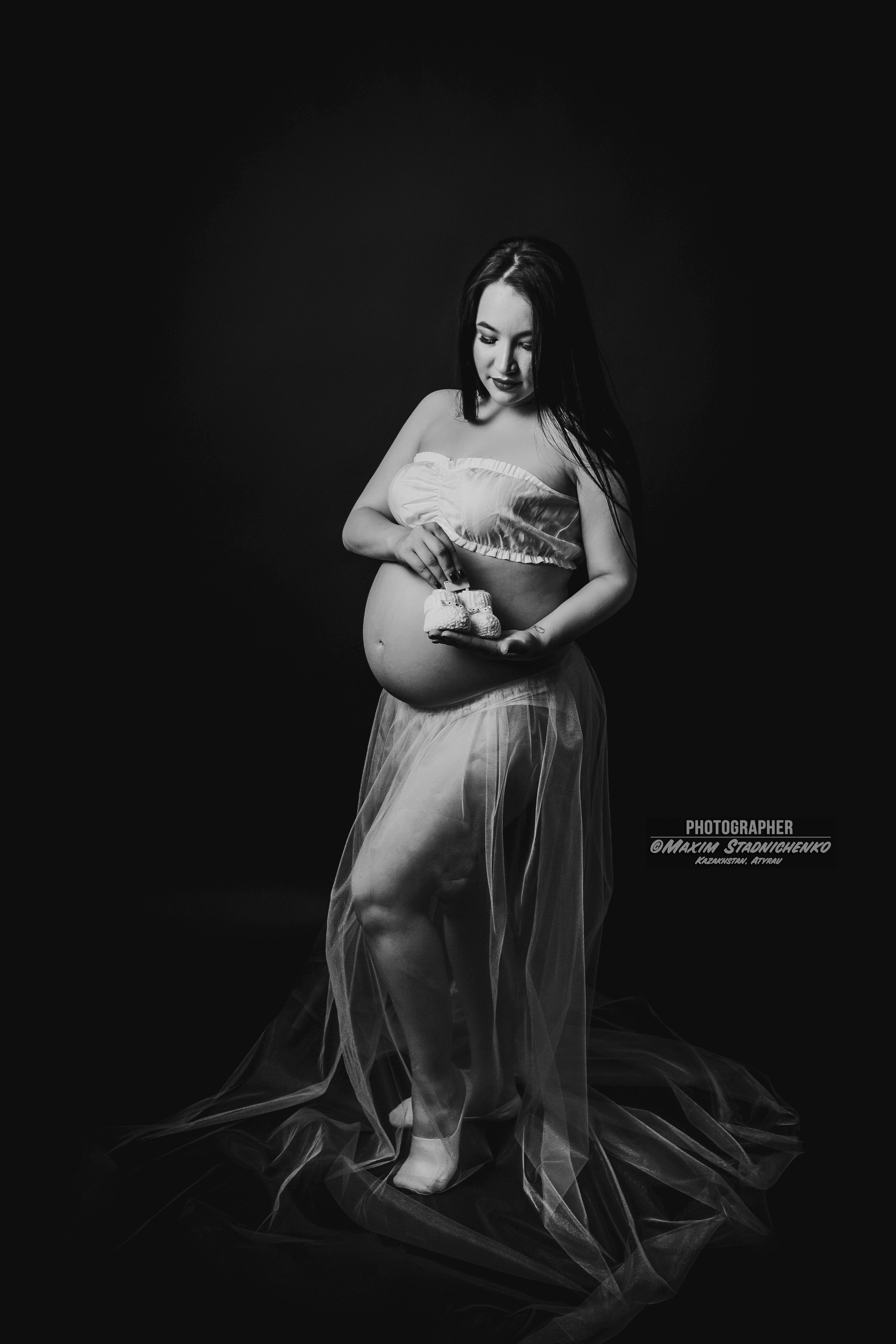 Фотосессия беременности. Фотограф в Атырау Максим Стадниченко