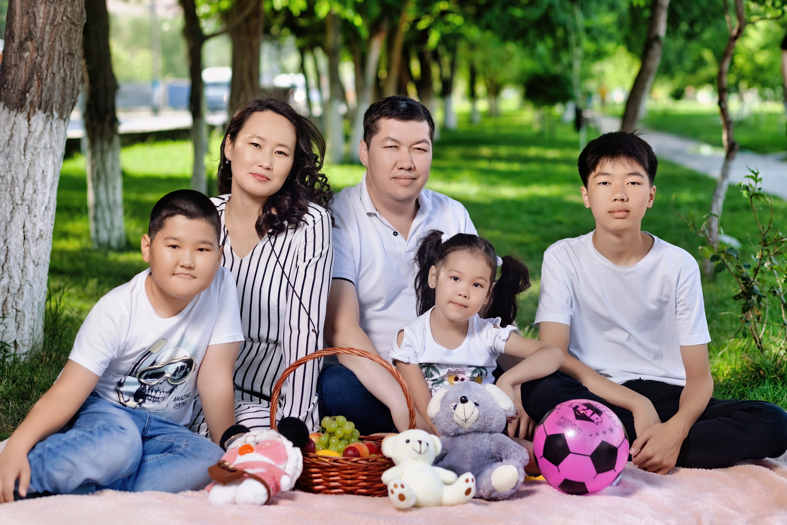 Семейная фотосессия. Фотограф в Атырау Максим Стадниченко