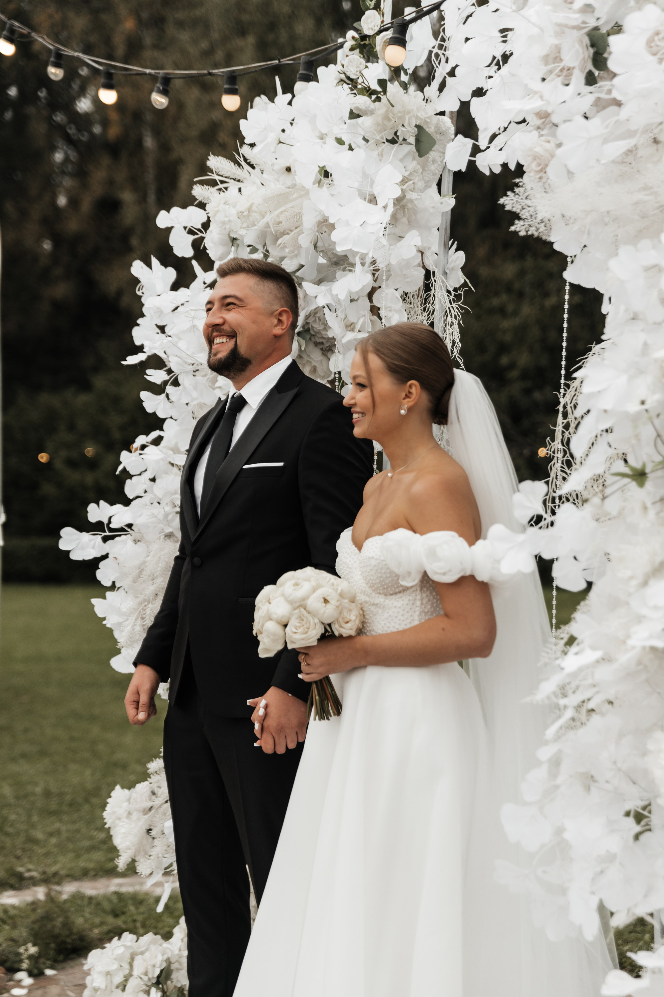 A & V. Главная