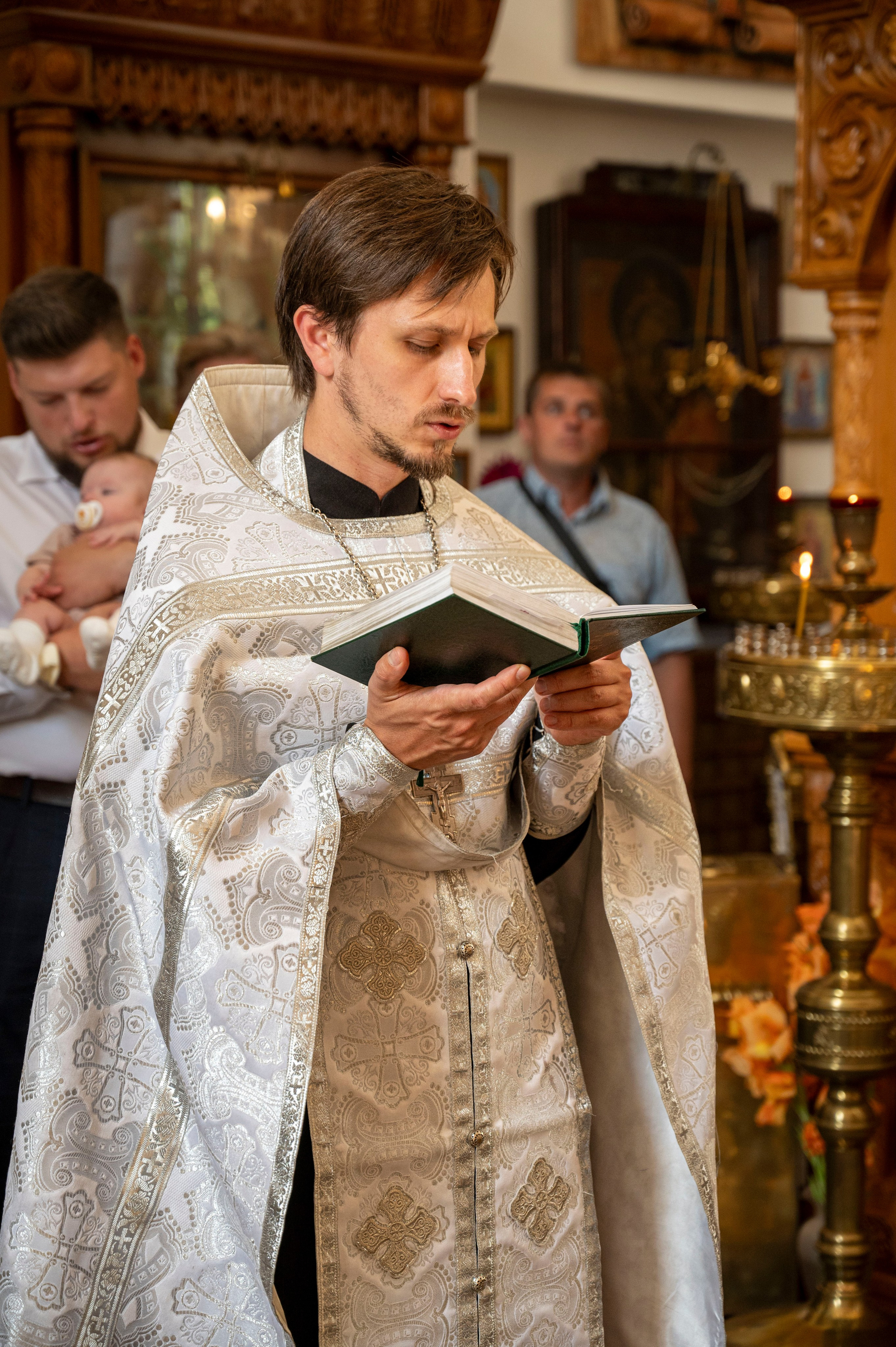 Храм рождества Пресвятой Богородицы. Сестрорецк. Крещение Маюши/Софии. Фотограф на роды СПБ Юлия Герасимова