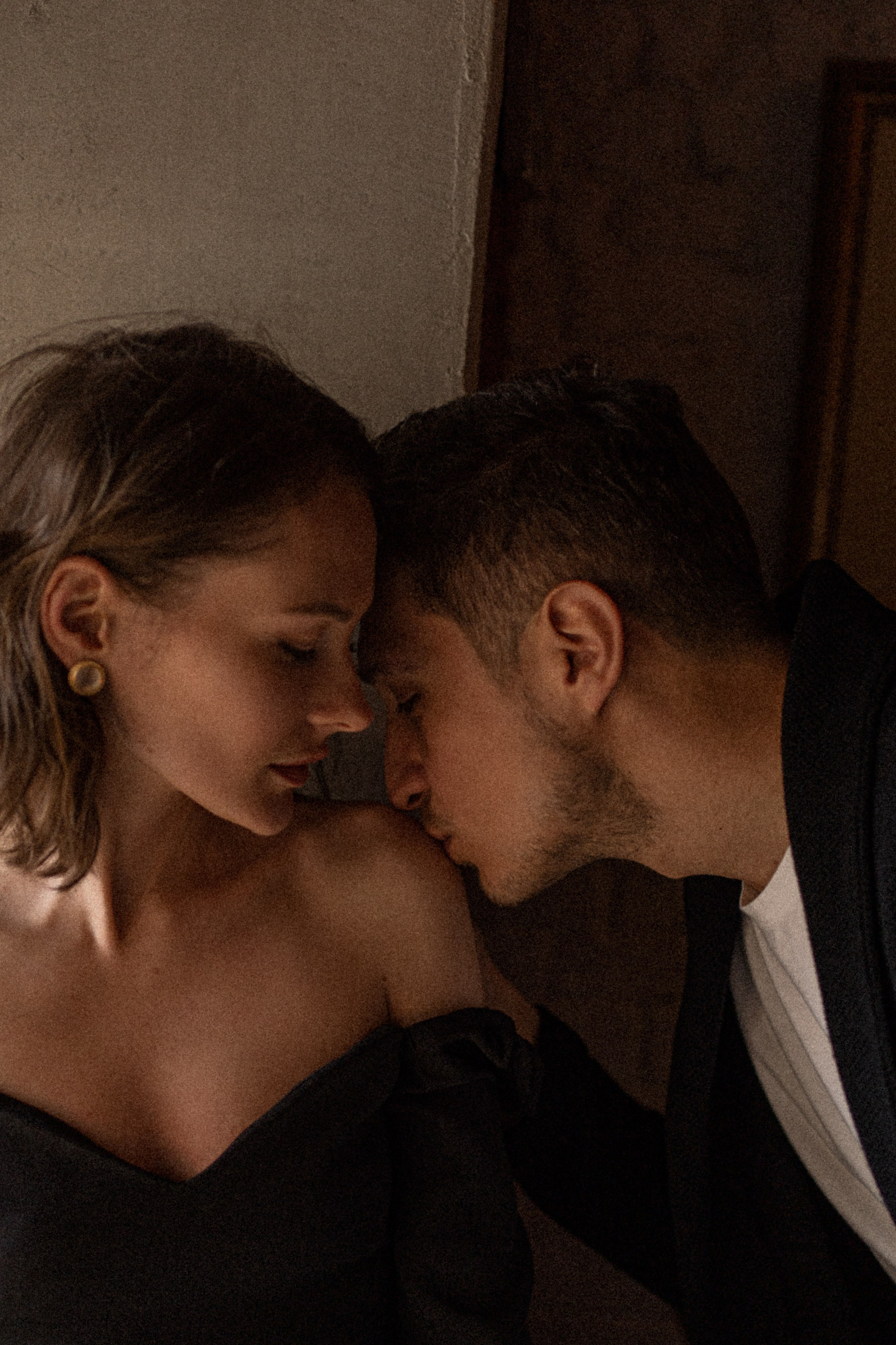 Парижская мелодия II. Главная