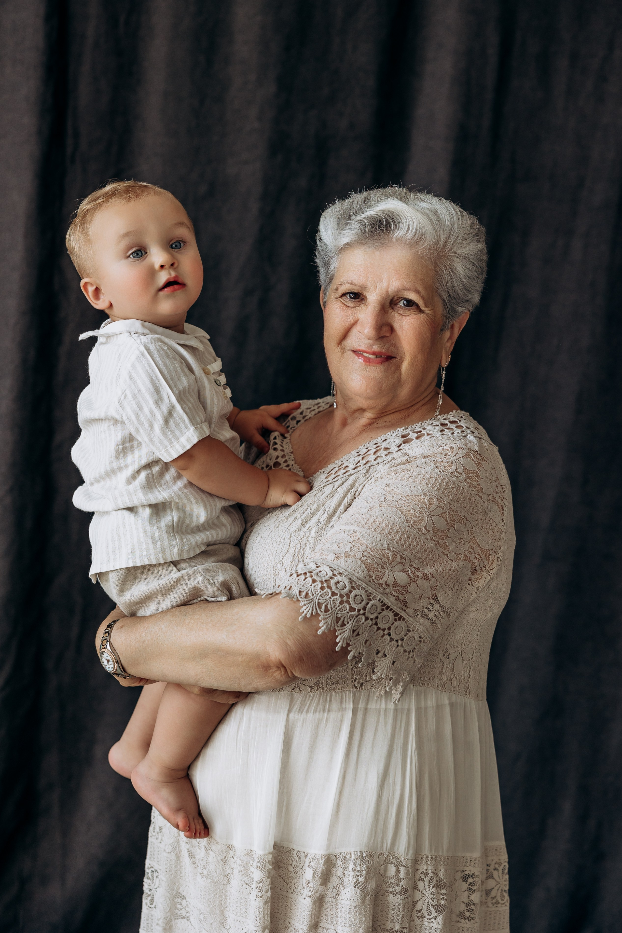 Анастасия и семья. Фотостудия Нюд. Фотограф в Калининграде свадебная фотография, репортажная, фотосессии