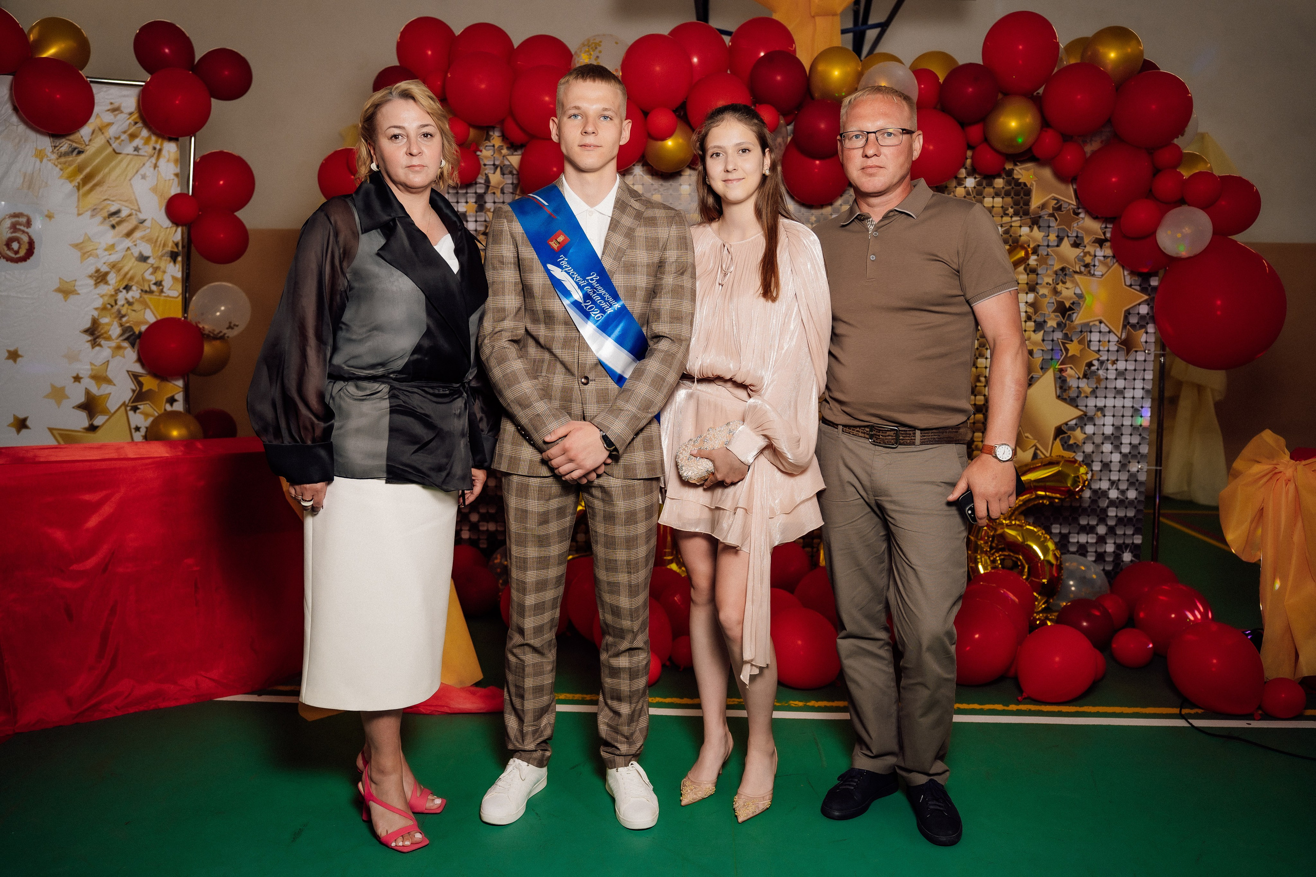 Выпускной 2026. Фотограф Торопец Кристина Абрамова Kanwellia photography