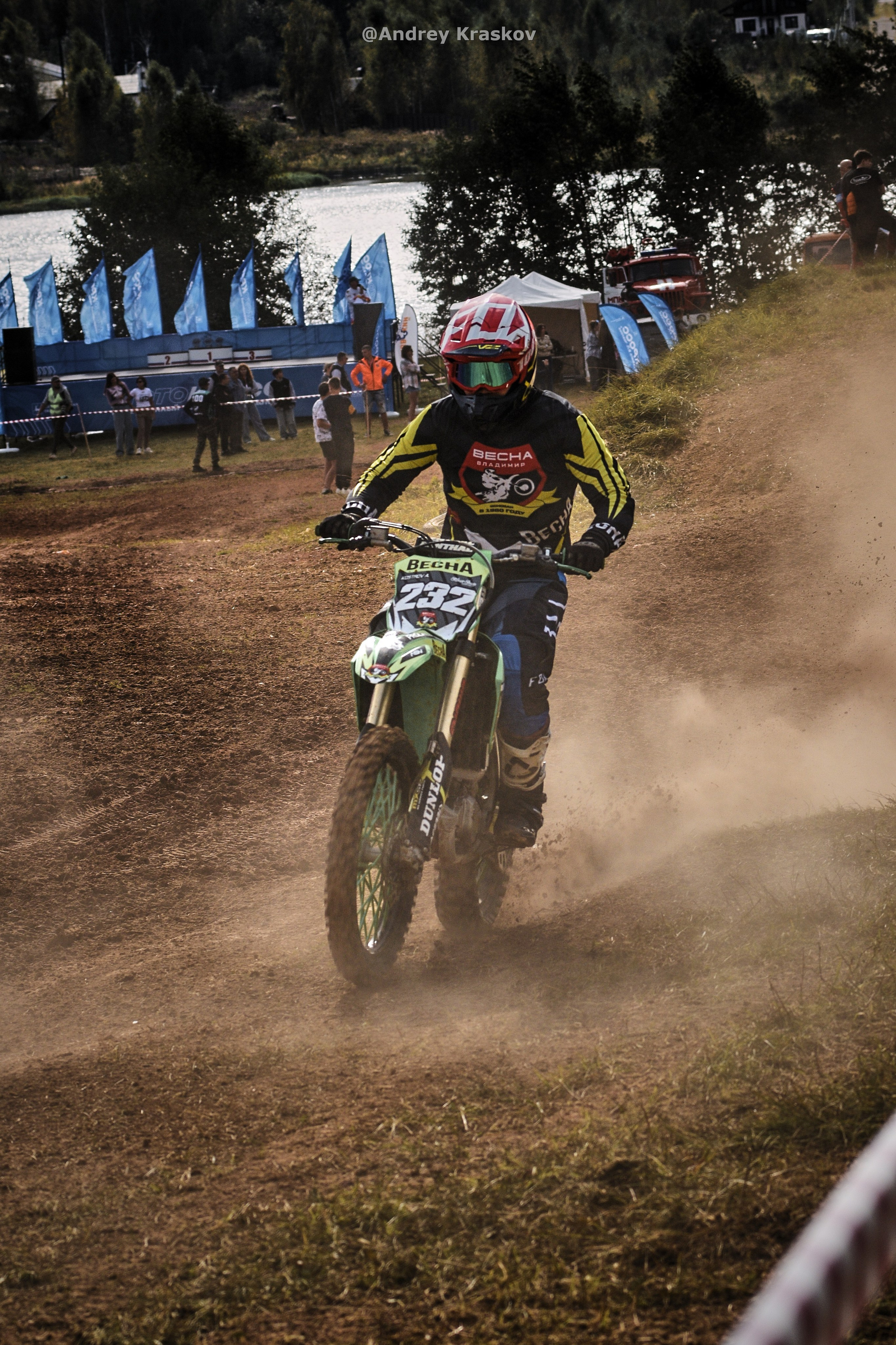Мотокросс в городе Чкаловск. Фотограф Красков Андрей