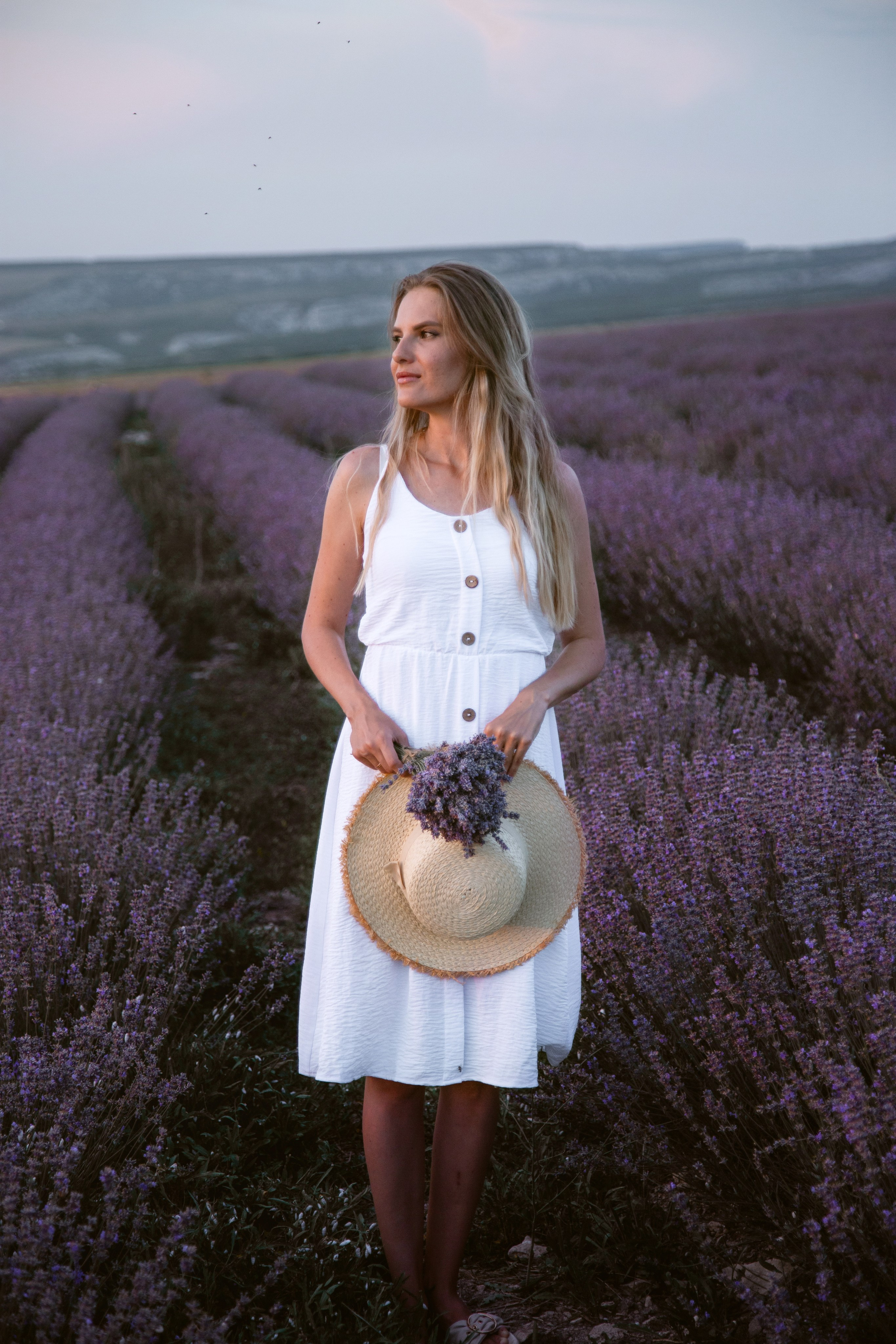 Семейная фотосессия в лавандовом поле. Семейный фотограф в Москве Влада Лунина
