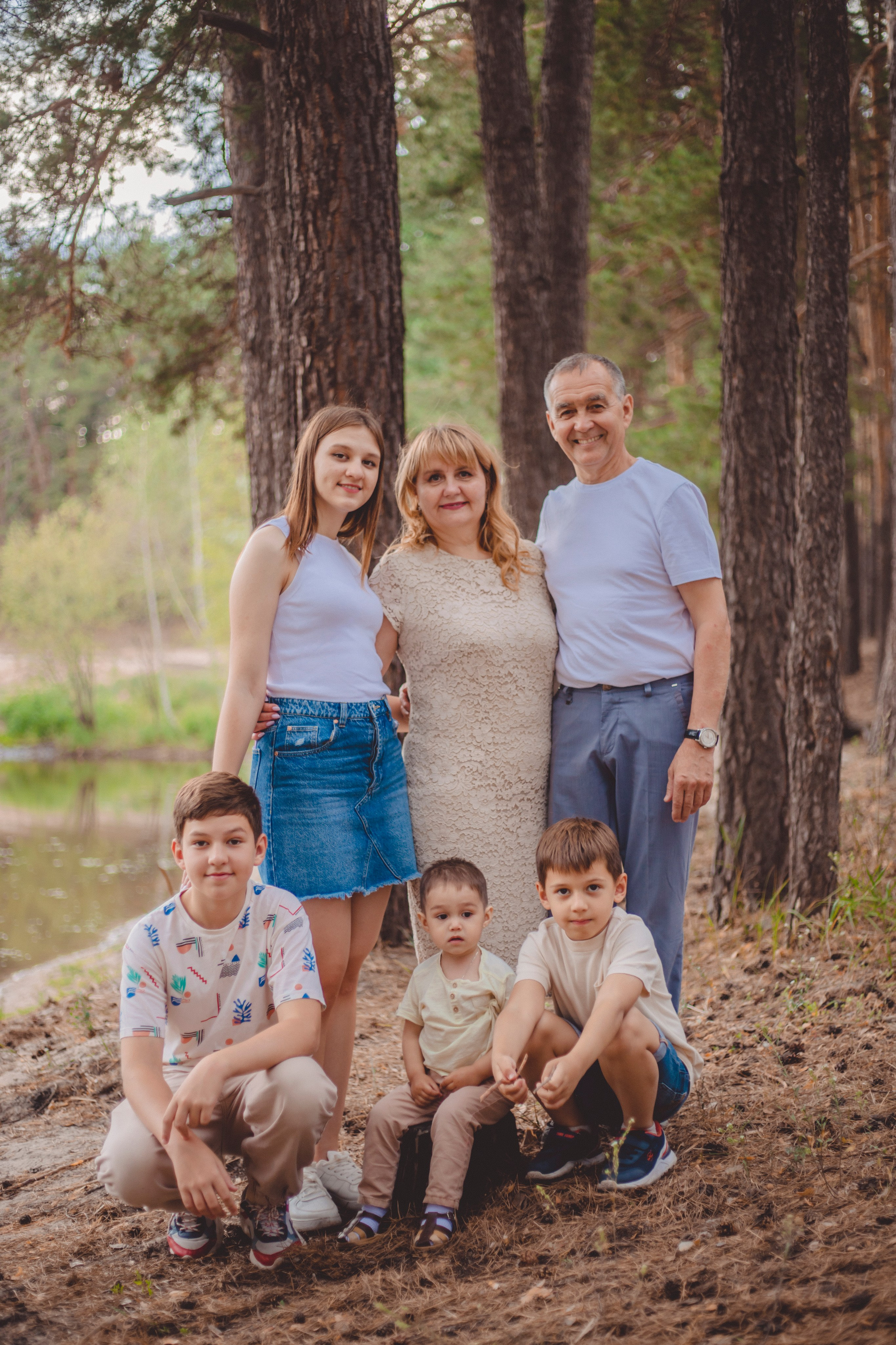 Бабушка и дедушка с внуками. Семейный фотограф г. Димировград Андросова Екатерина