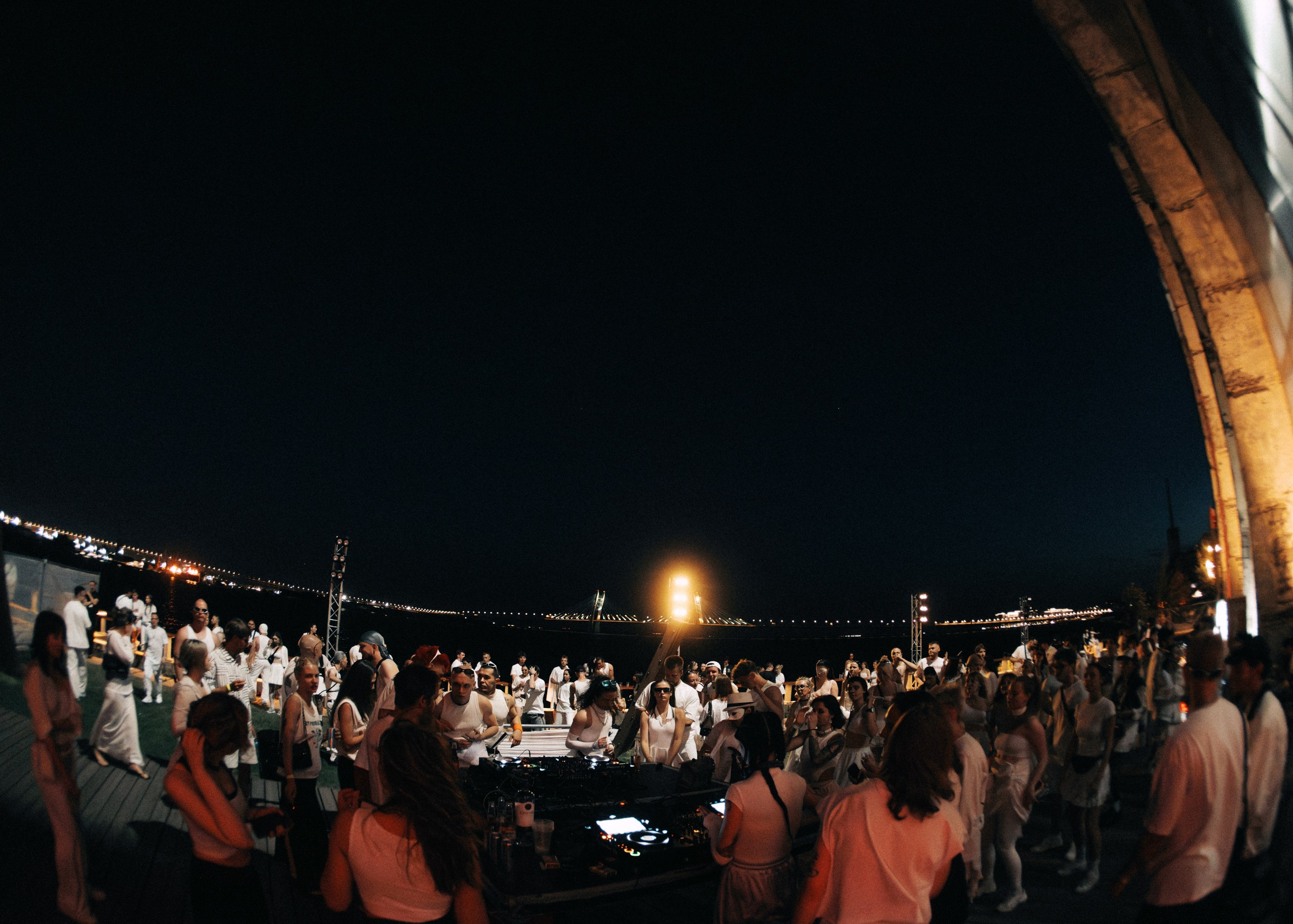 INWHITE | SMENA HARD STAGE. Annyshka