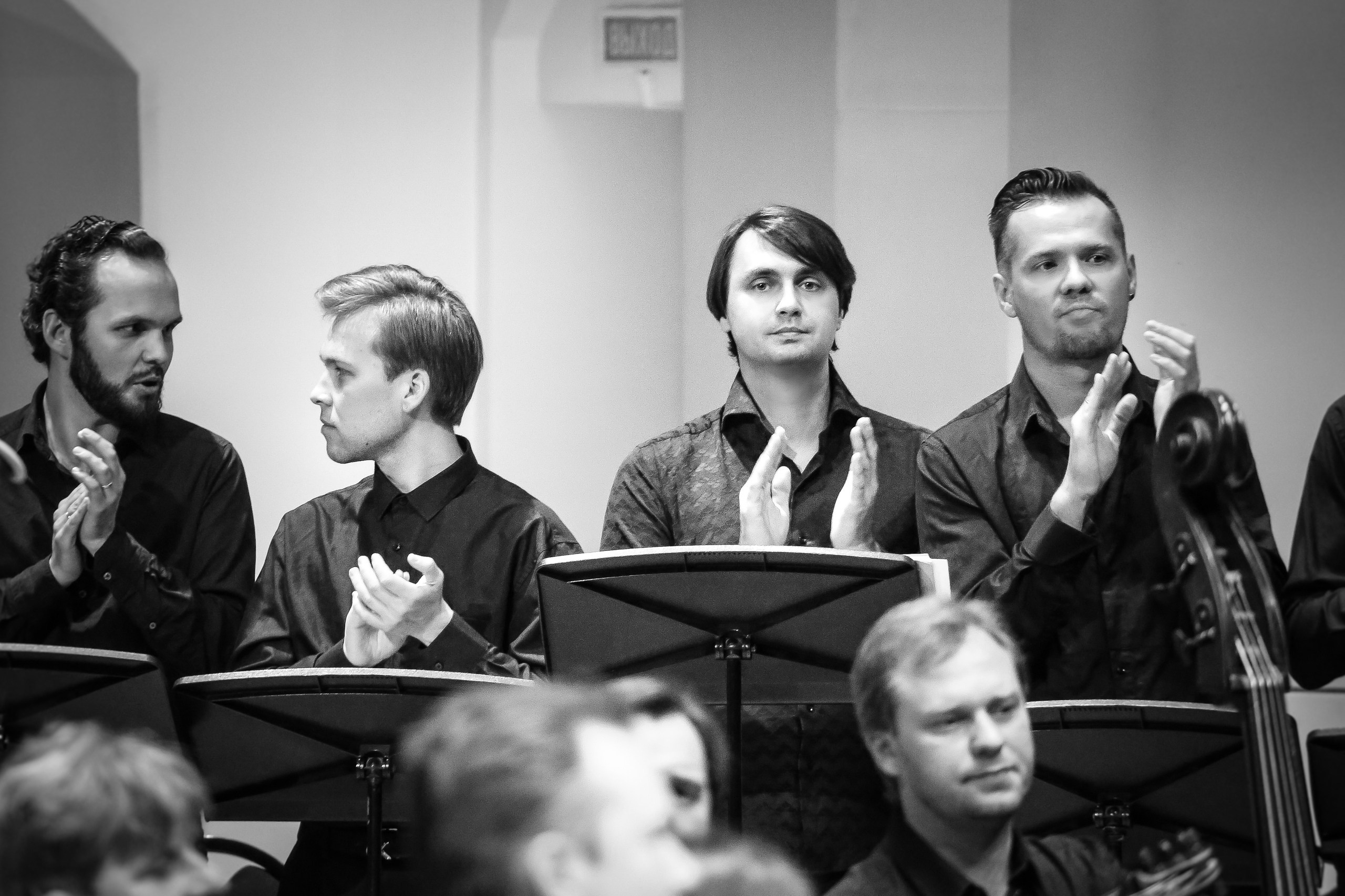 Ансамбль «Questa Musica» исполнил Реквием Моцарта. Дарья Письменюк / Darya Leitstern — фотограф, музыкант, журналист, путешественник