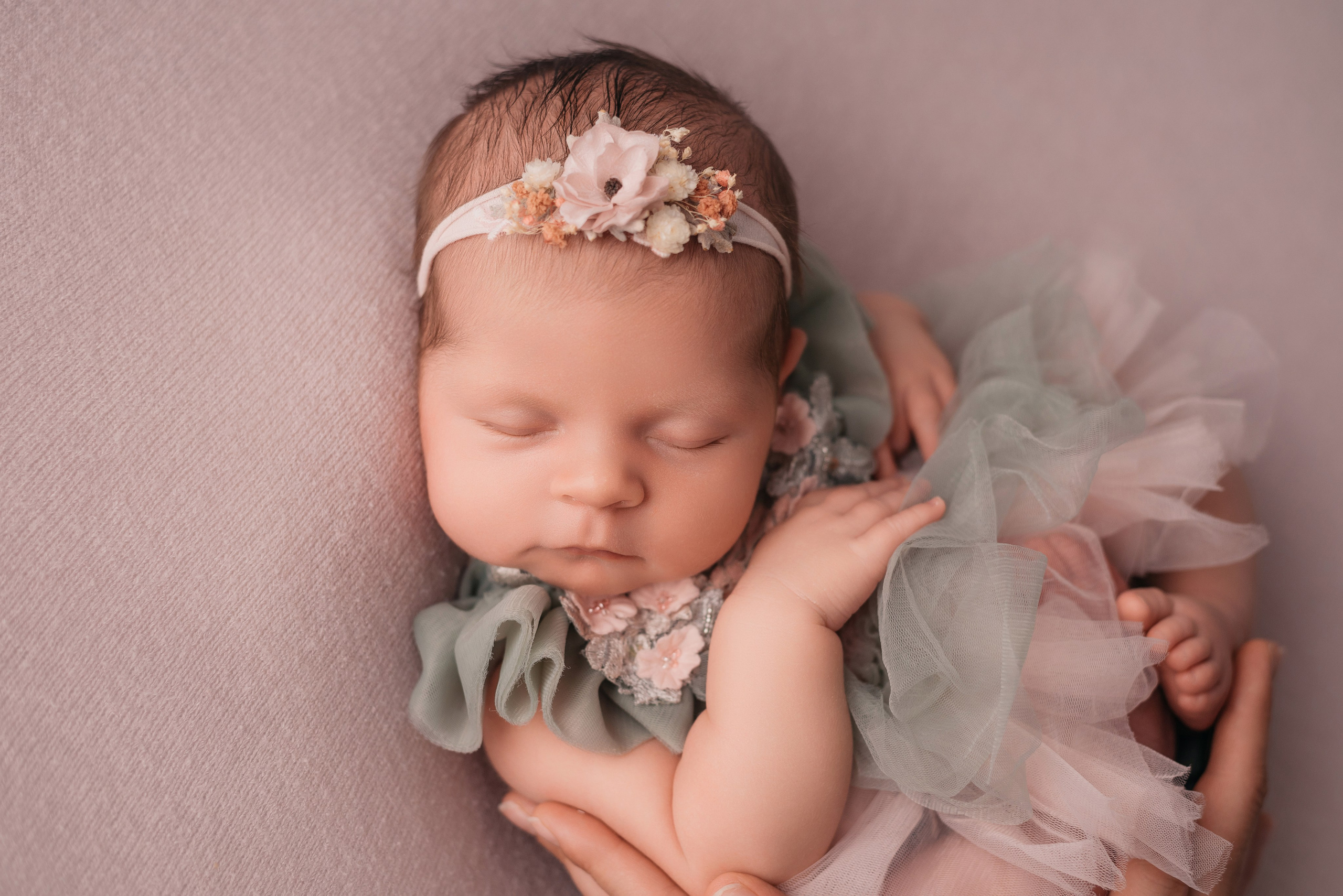 Николь. Фотограф новорожденных Белгород