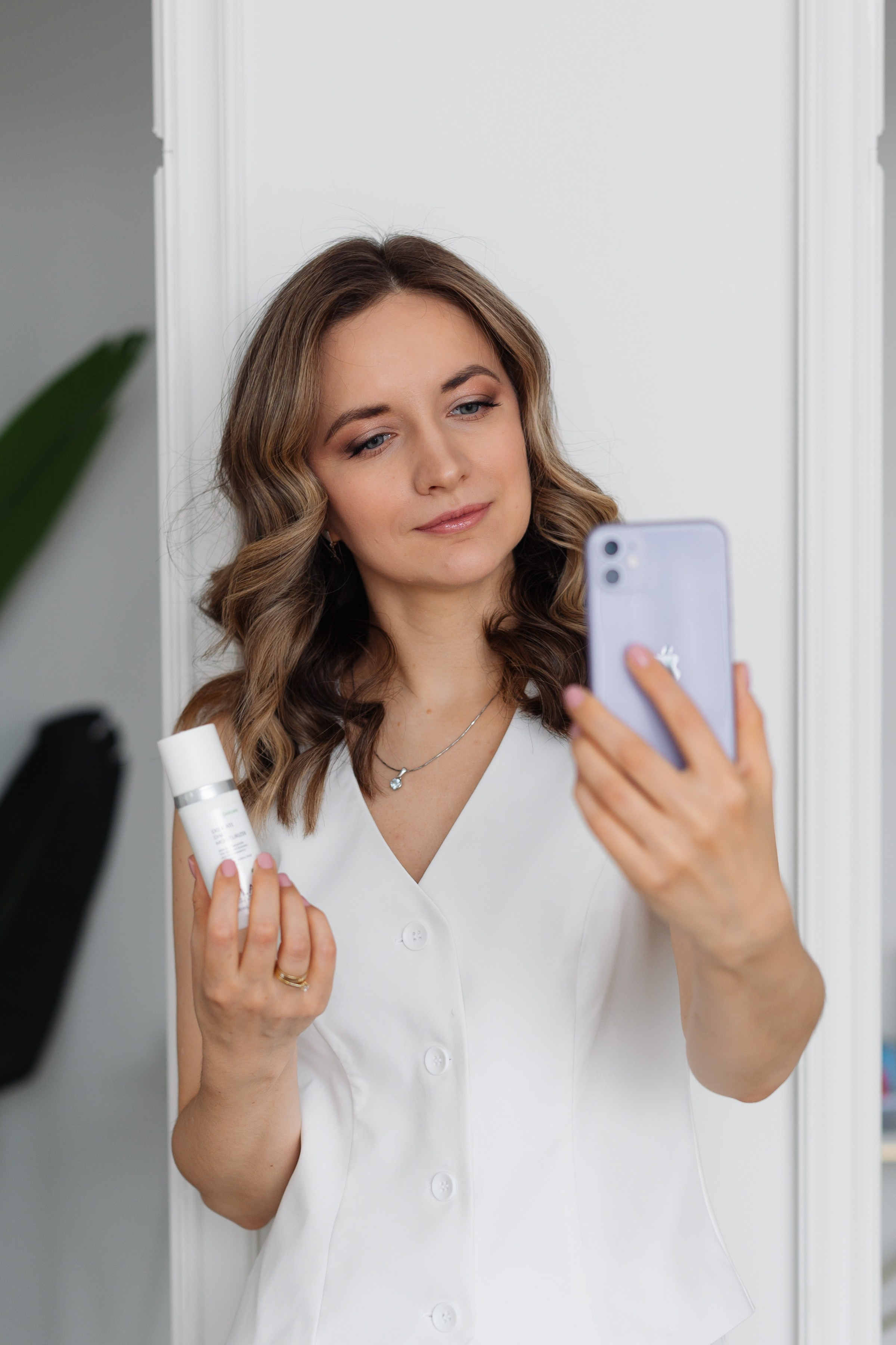 Съемка контента для косметолога. Фотограф товаров для соцсетей - инстаграм, вконтакте. Контент-фотограф в Москве Хныкина Лена