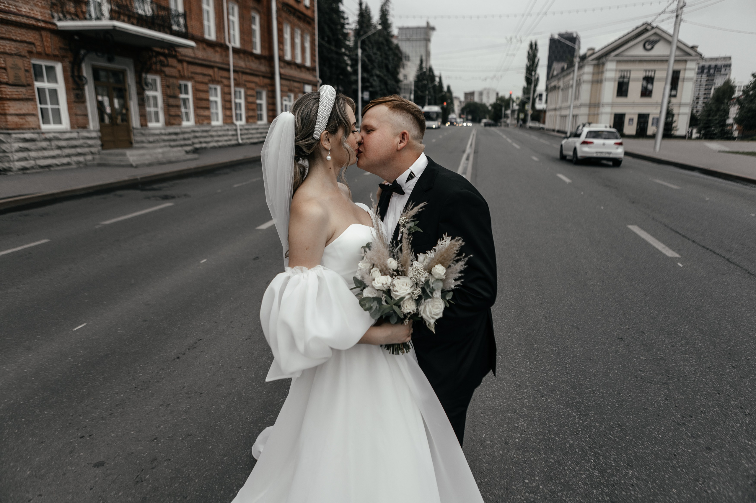 Свадебный фотограф Уфа — Руслан ГабдлисламовЖивые эмоции, красивые кадры, воспоминания на всю жизнь.Работаю по всей Республике Башкортоста. Свадебный фотограф Уфа Руслан Габдлисламов