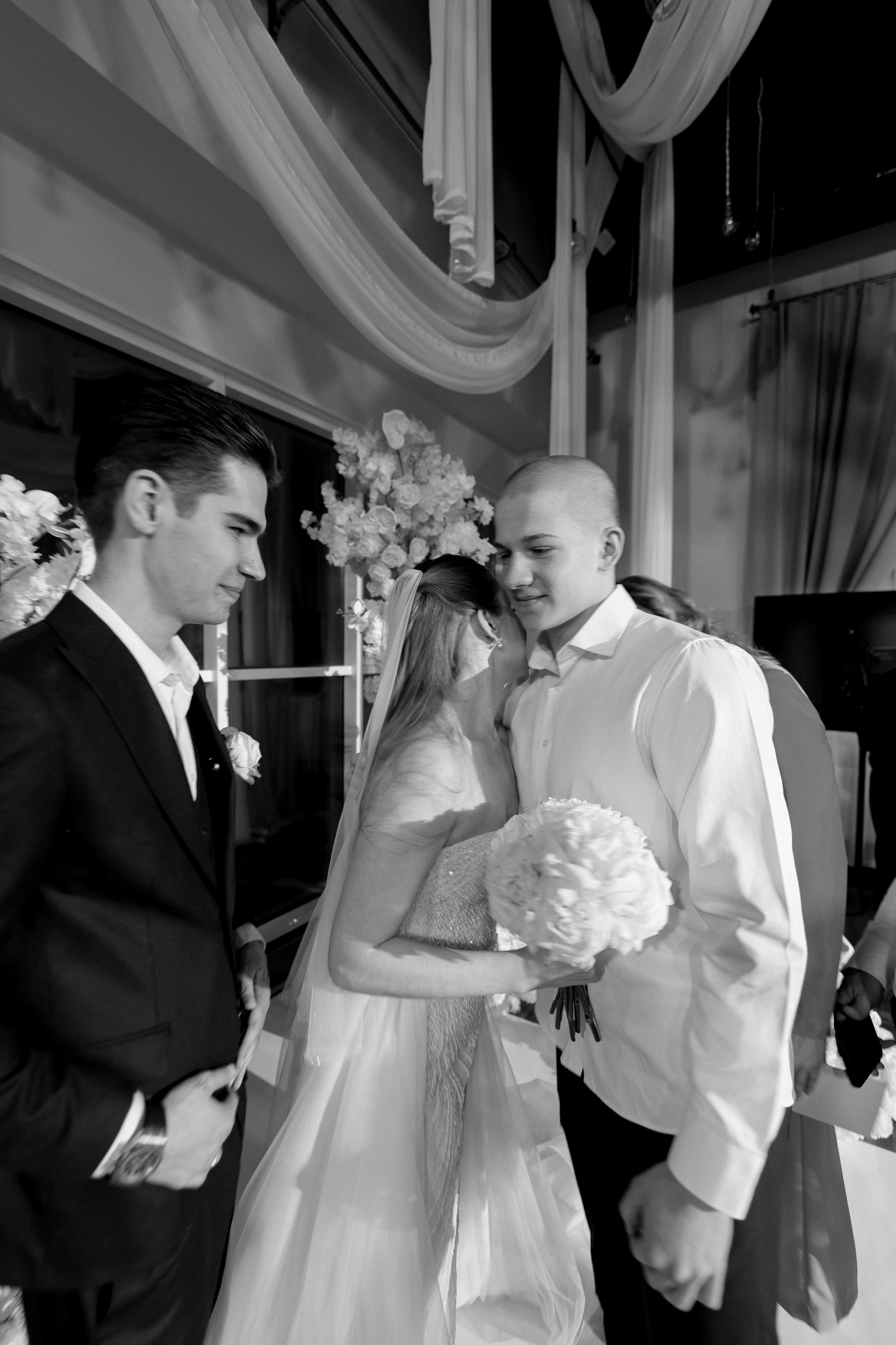 ПОЛНЫЙ СВАДЕБНЫЙ ДЕНЬ 8 ЧАСОВ. Профессиональный фотограф, Санкт-Петербург — Виктория Богомолова