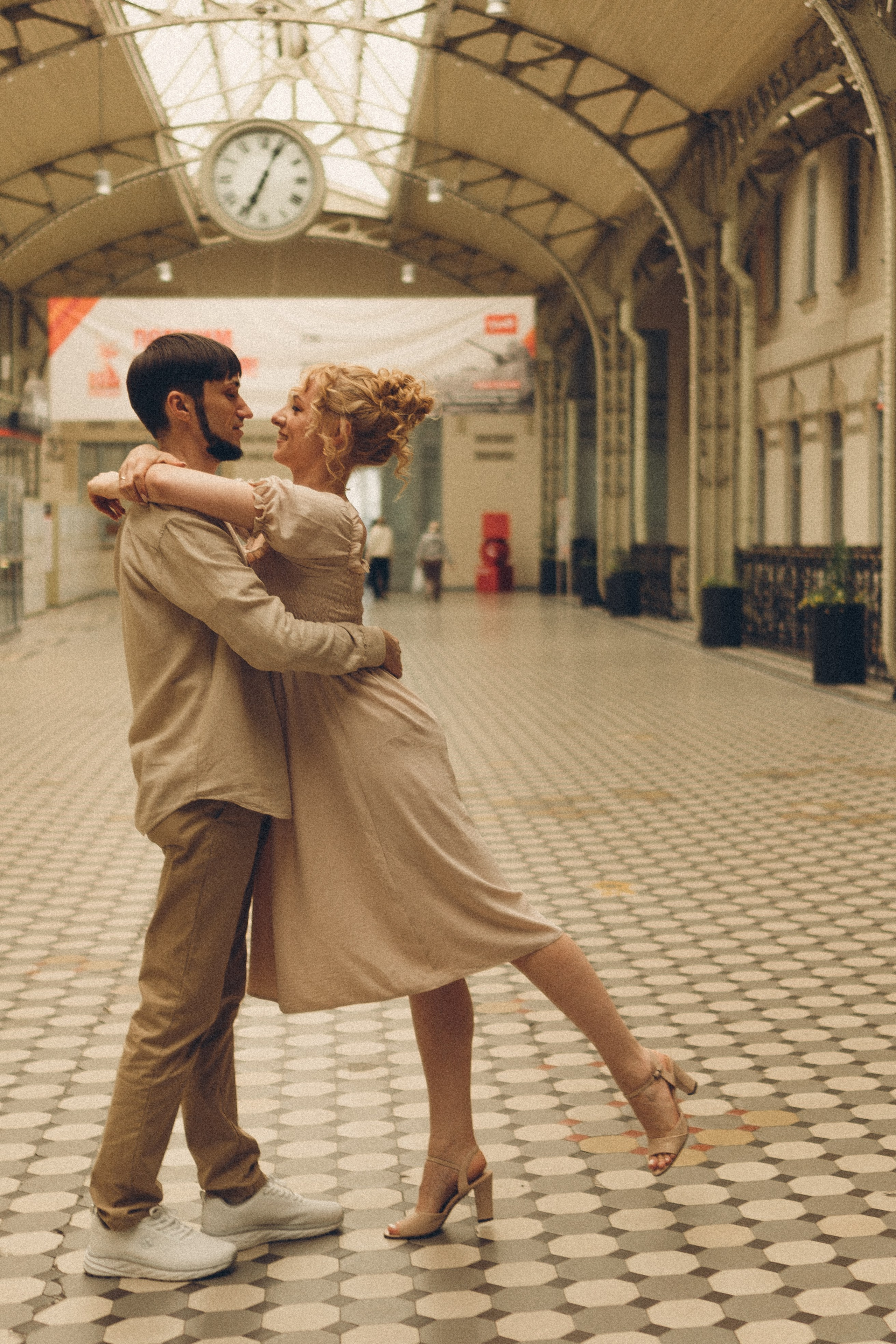 ПРОГУЛКА НА ВИТЕБСКОМ ВОКЗАЛЕ. Профессиональный фотограф, Санкт-Петербург — Виктория Богомолова