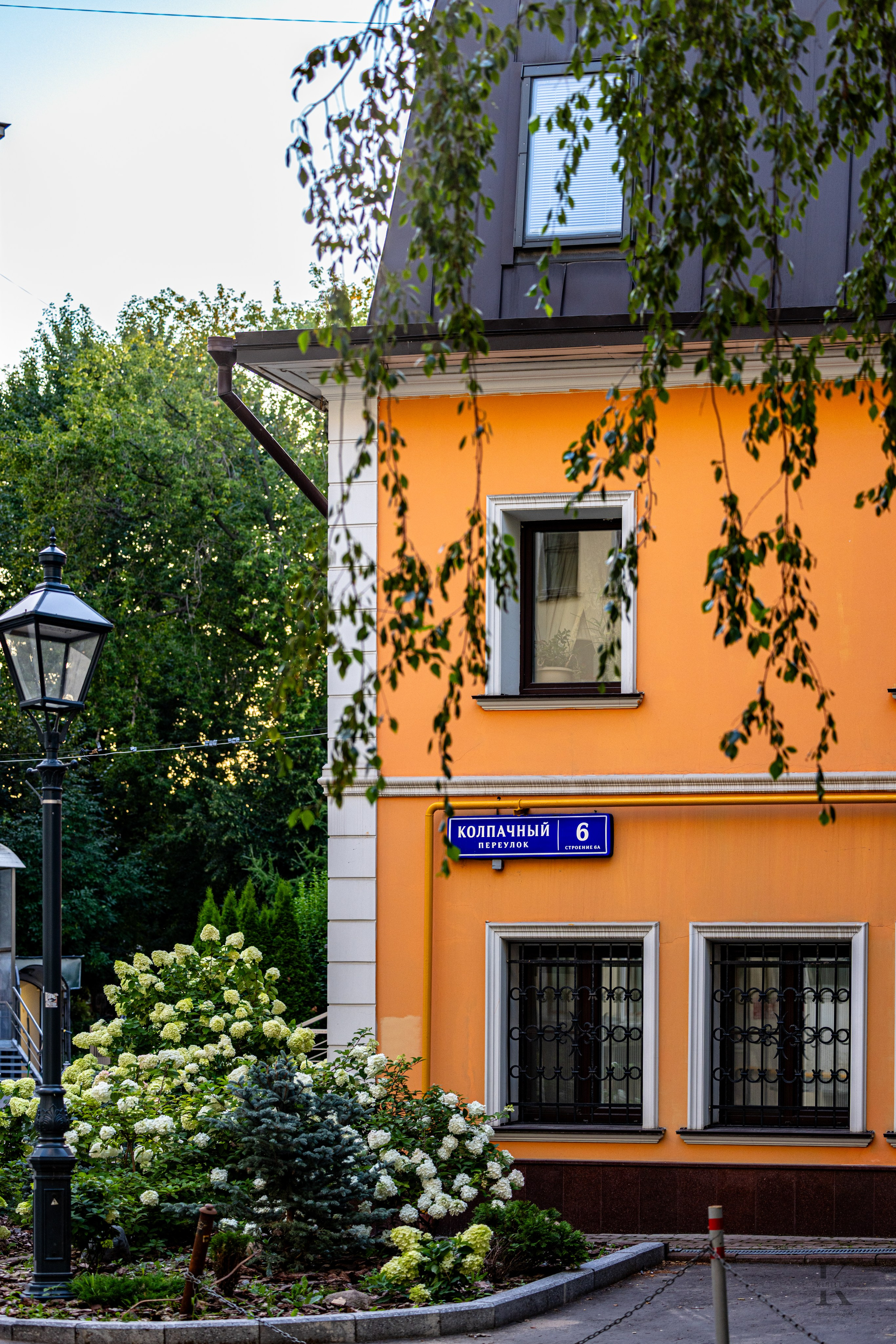 Москва. Июль 2025. Чистопрудный бульвар. Хитровка. Детали. Фотографирую жизнь! Московский фотограф волонтер