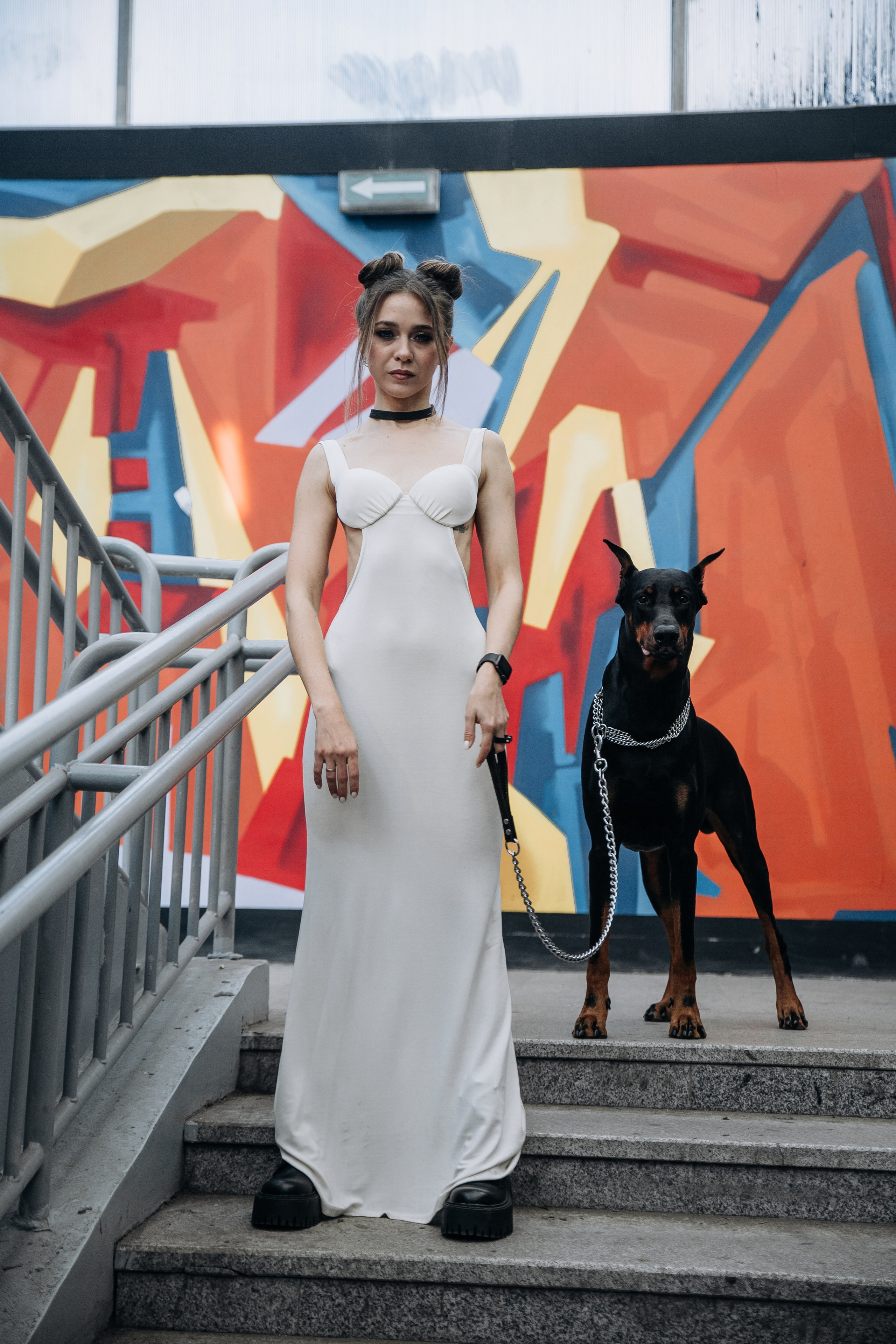 Ира и доберман. Семейный фотограф в Красноярске