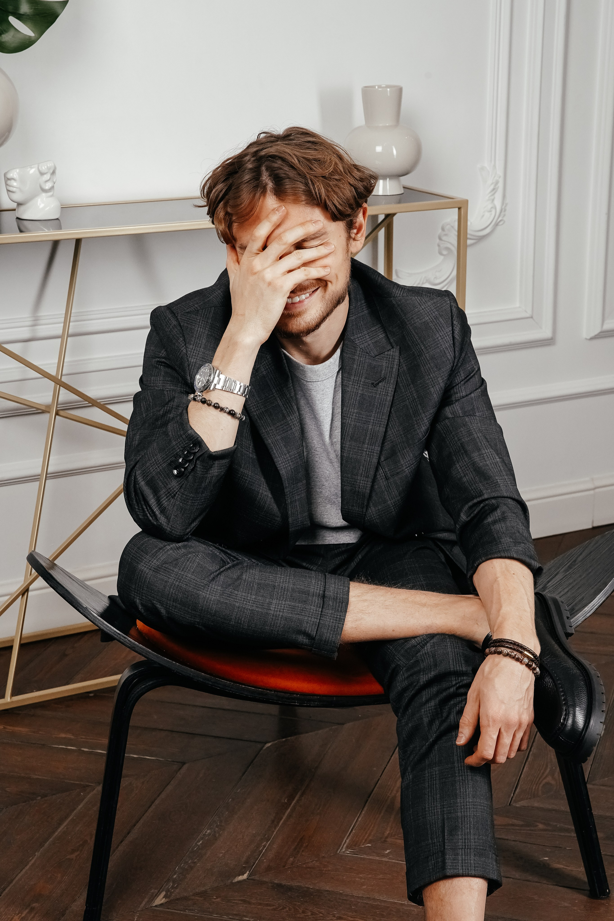 Business. AMODEO STUDIO