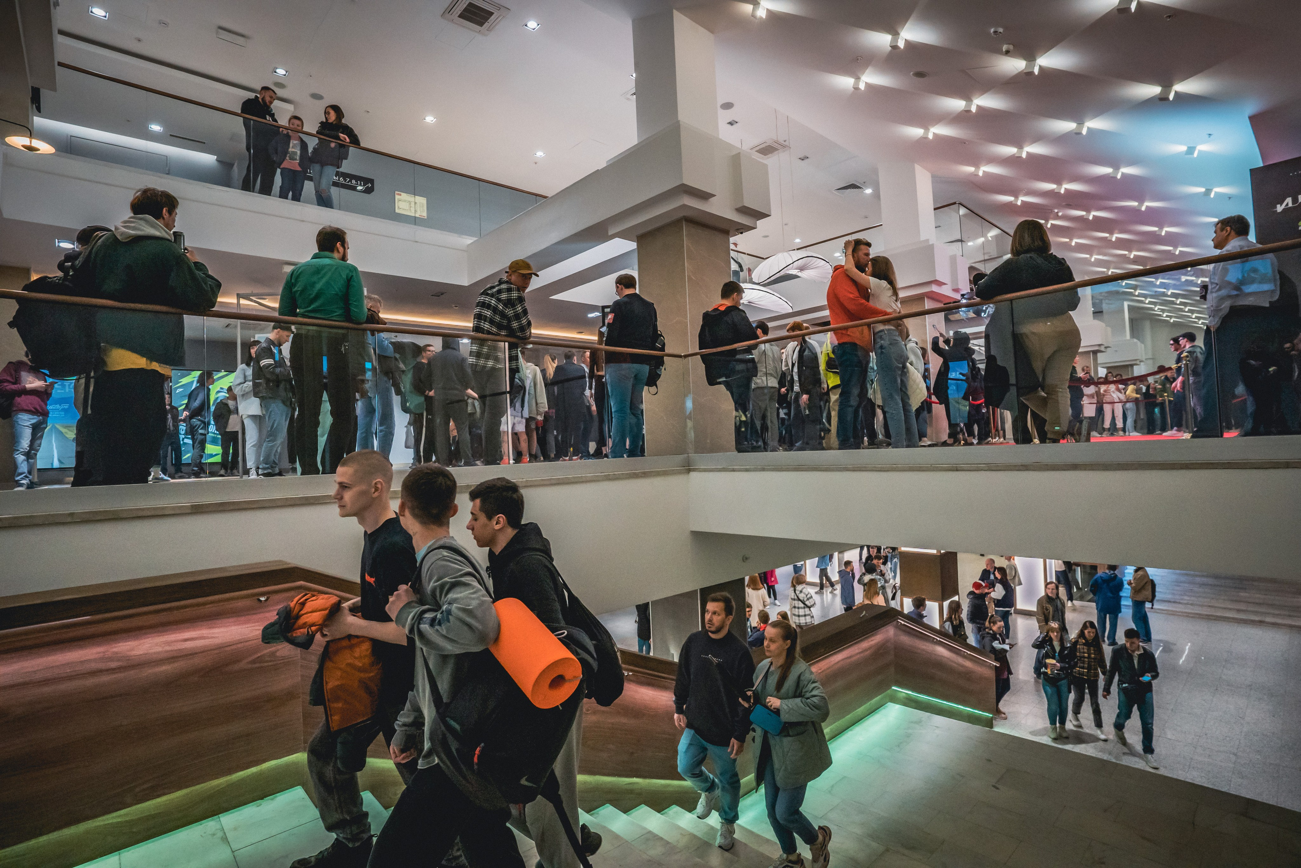 Премьера фильма ИБЬЁТСЯ в Москве 26.05.22. Репортажный фотограф в Краснодаре Рындин Дмитрий
