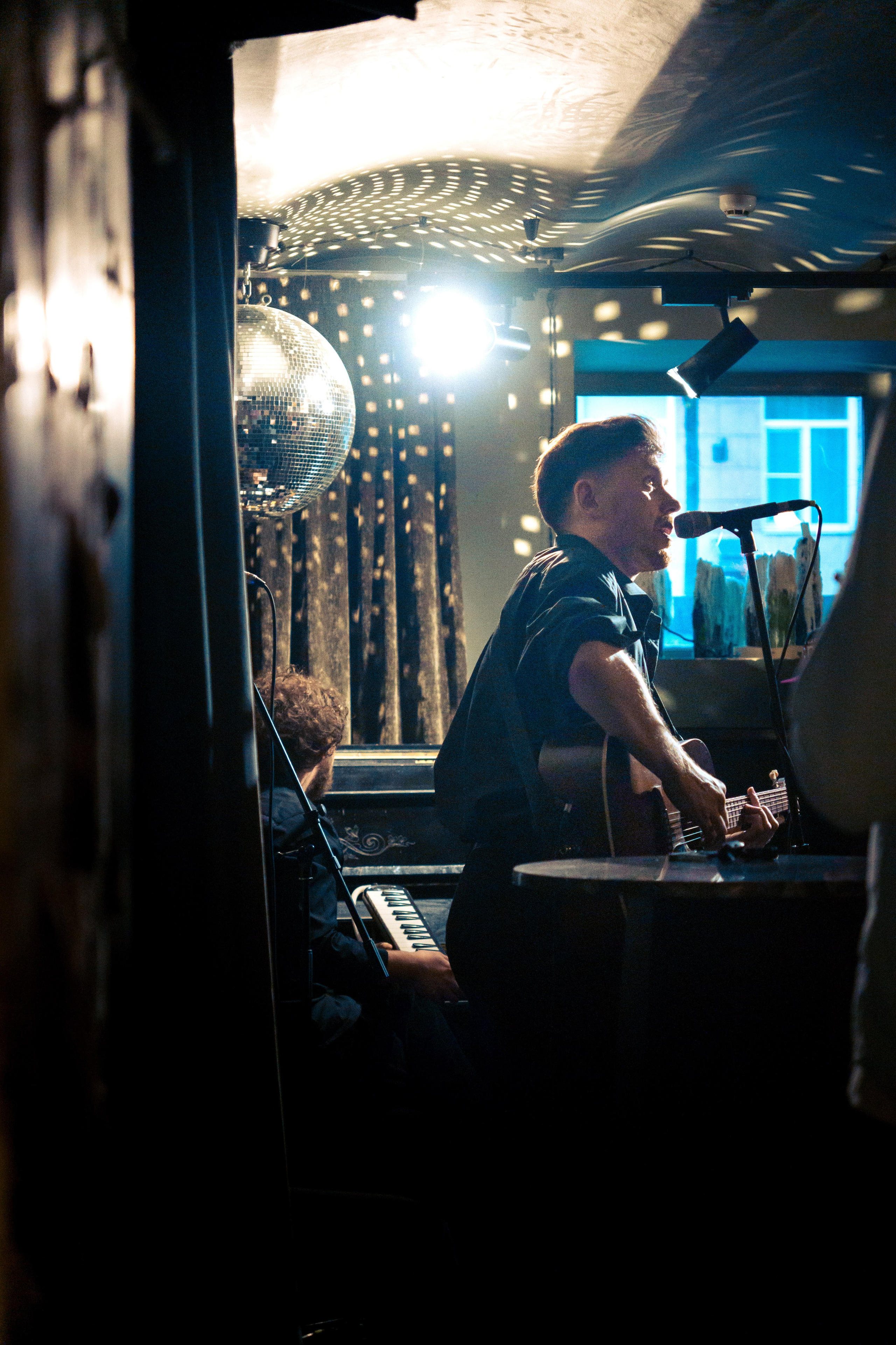 Концерт группы Тони Мак в кабаре Шум. Фотограф в Санкт-Петербурге Ибрагимова Алина