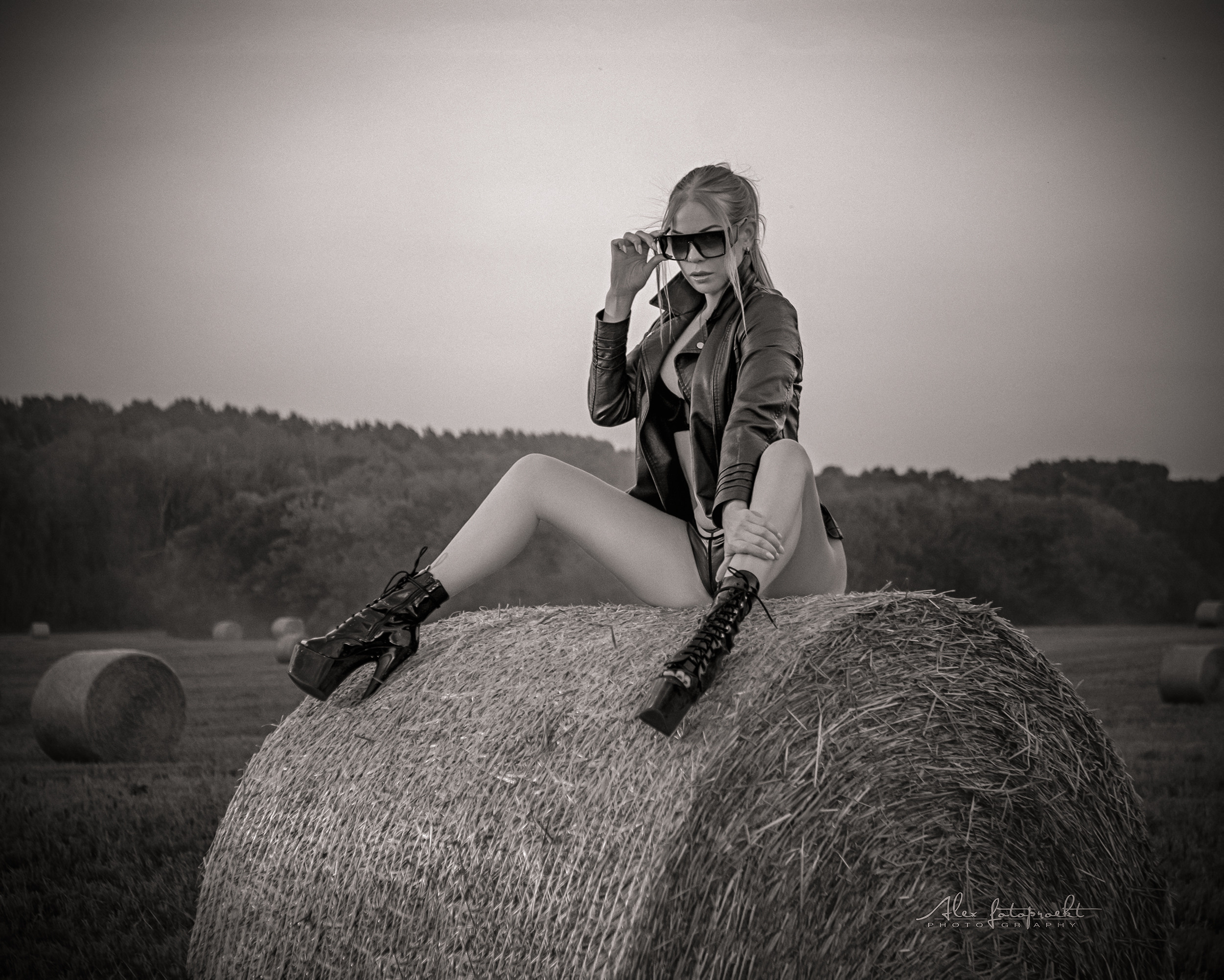 Nude photo. Fitness, PoleDance и Nude-art фотограф в Новосибирске Александр Коркин