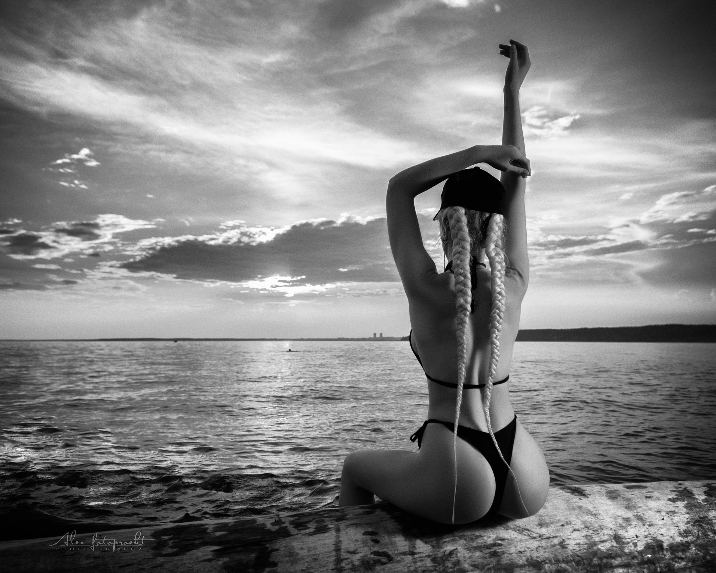 Пляжи, Море, Закат. Fitness, PoleDance и Nude-art фотограф в Новосибирске Александр Коркин