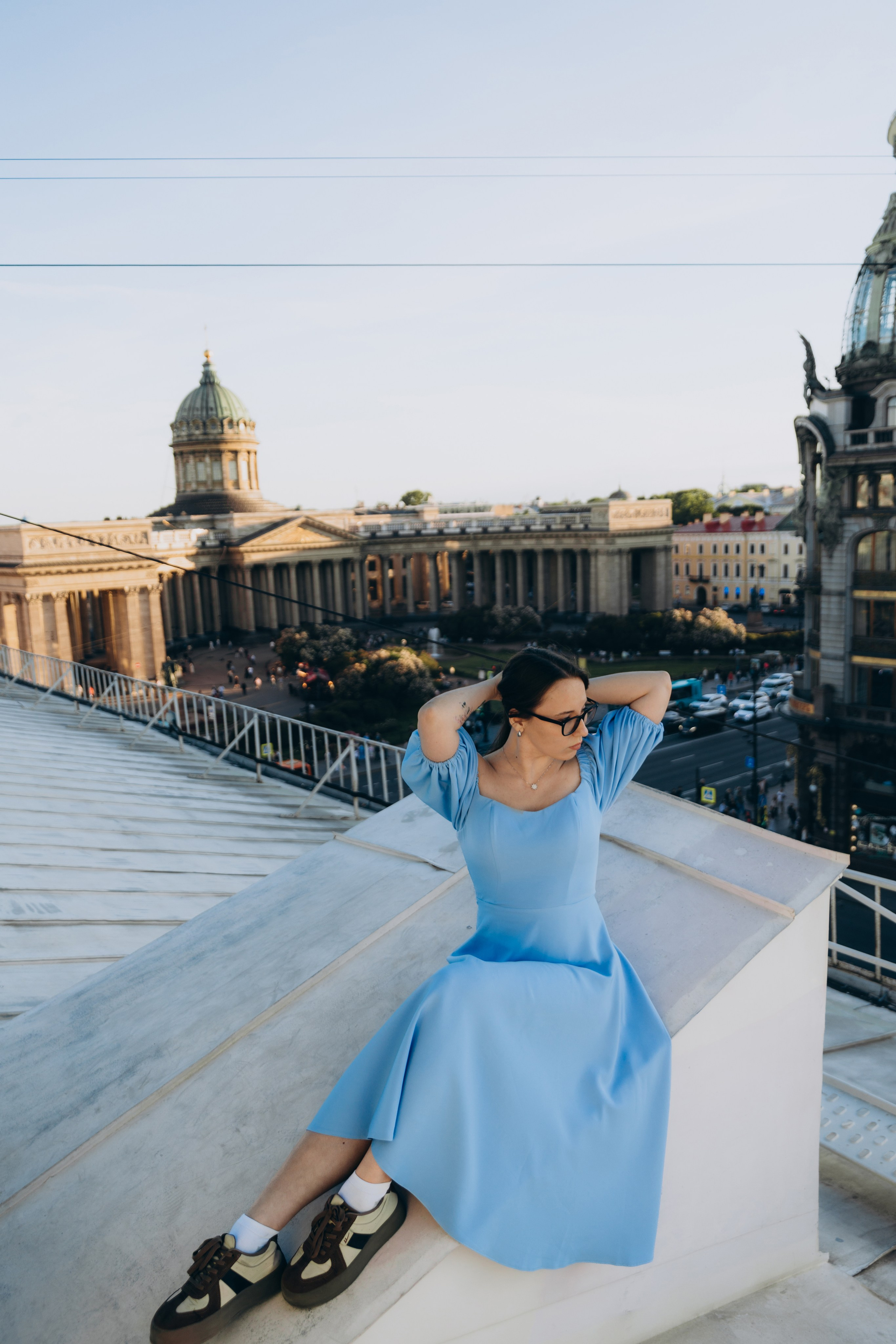 Фотосессия на крыше в Санкт-Петербурге, с видом на Зингер, Казанский собор, Думскую башню и Спас-на-Крови